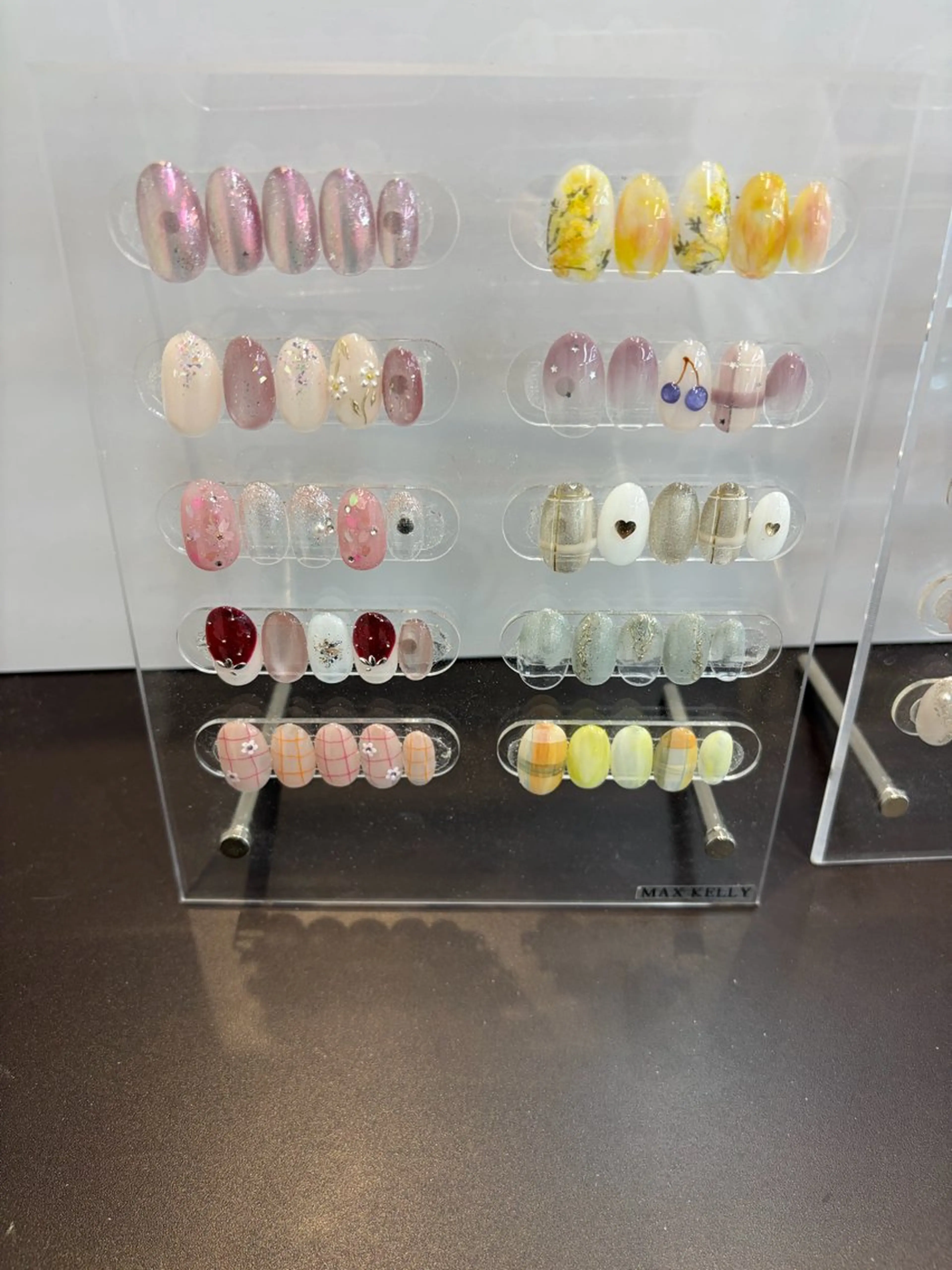 ネイル ⠀ ℳのネイルデザイン