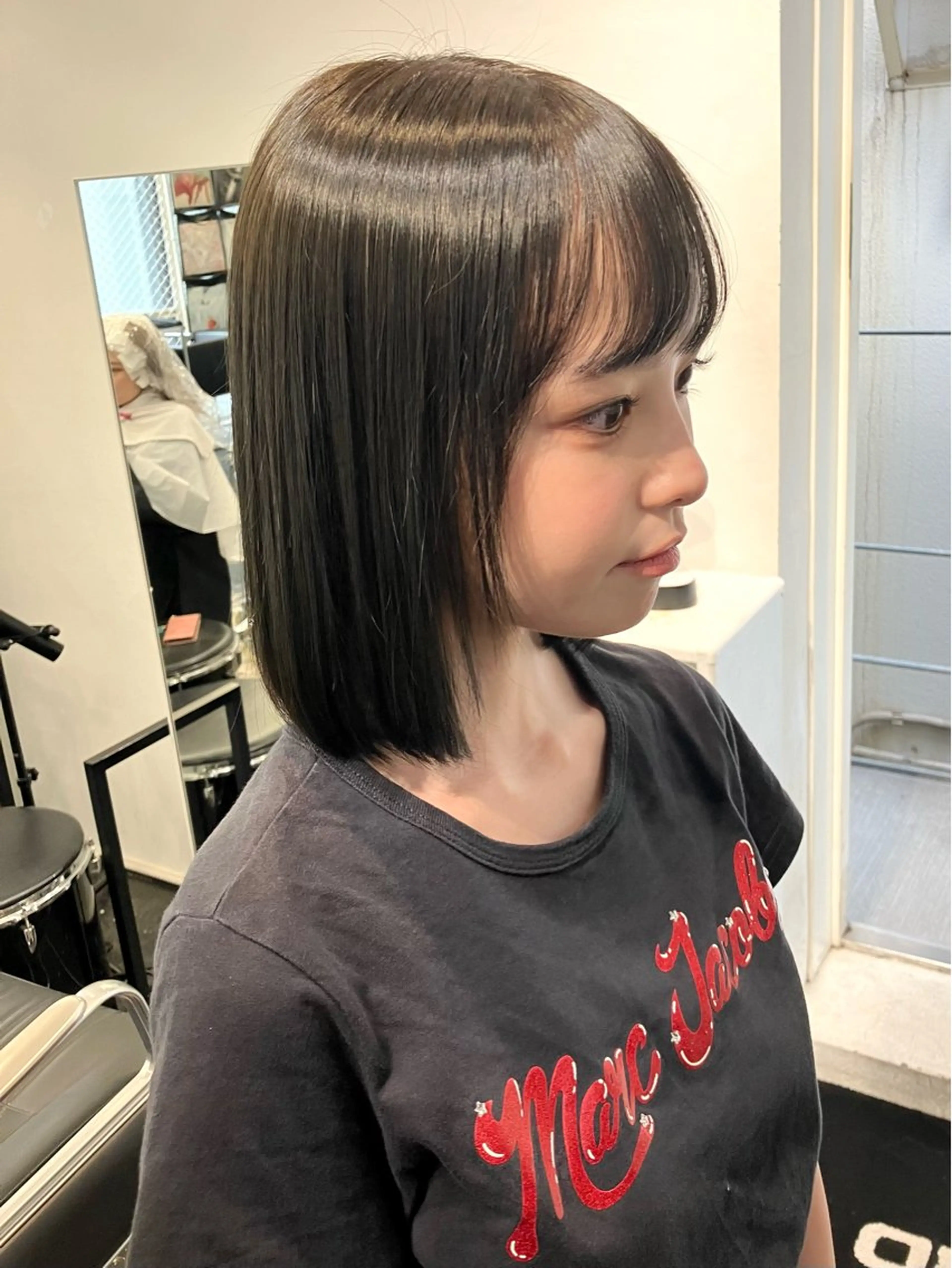 《期間限定》うる艶透明感ケアカラー➕髪質再生トリートメント➕トリミングカット💇‍♀️✨の写真