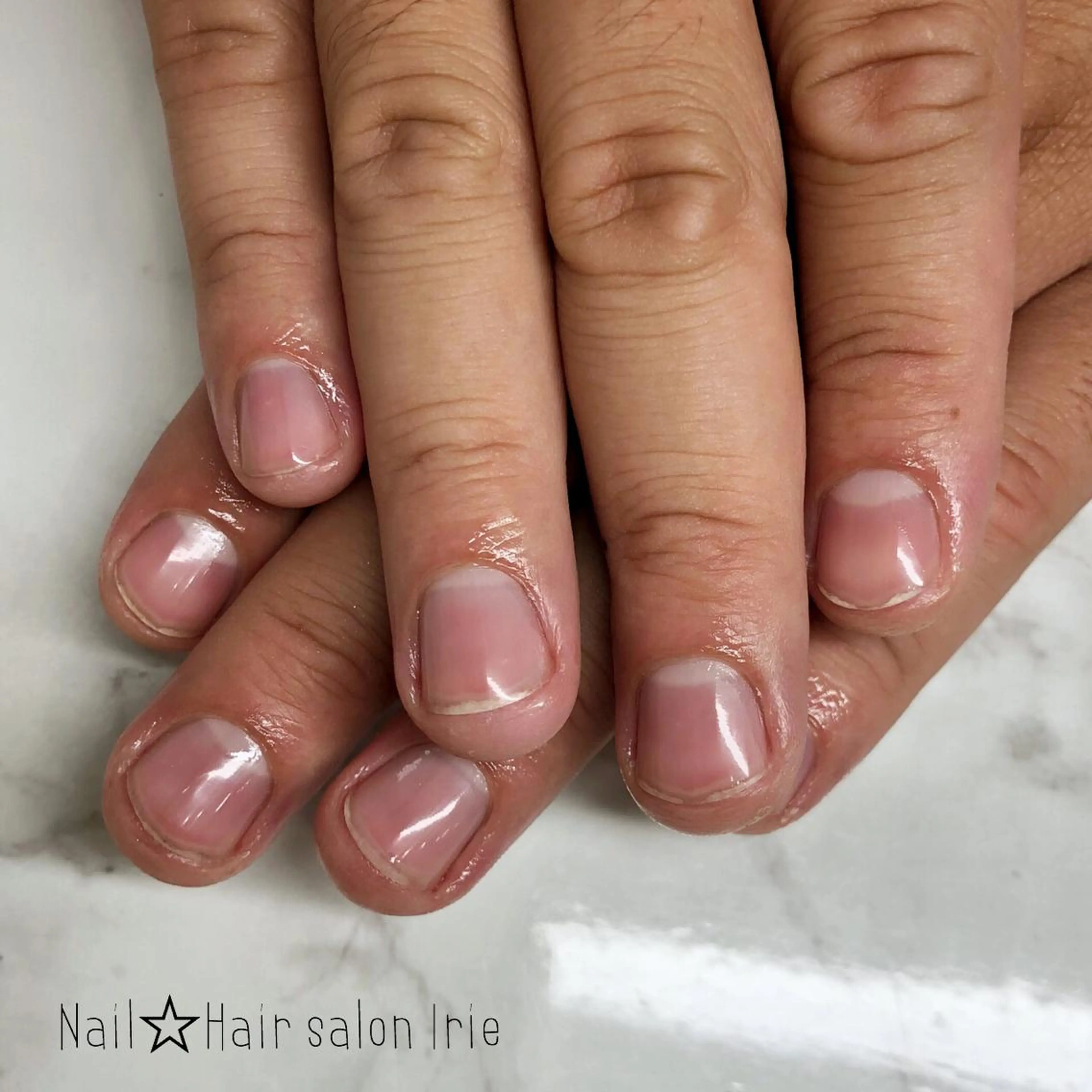 ネイル Hair salon Irie所属・與儀 知佳のネイルデザイン