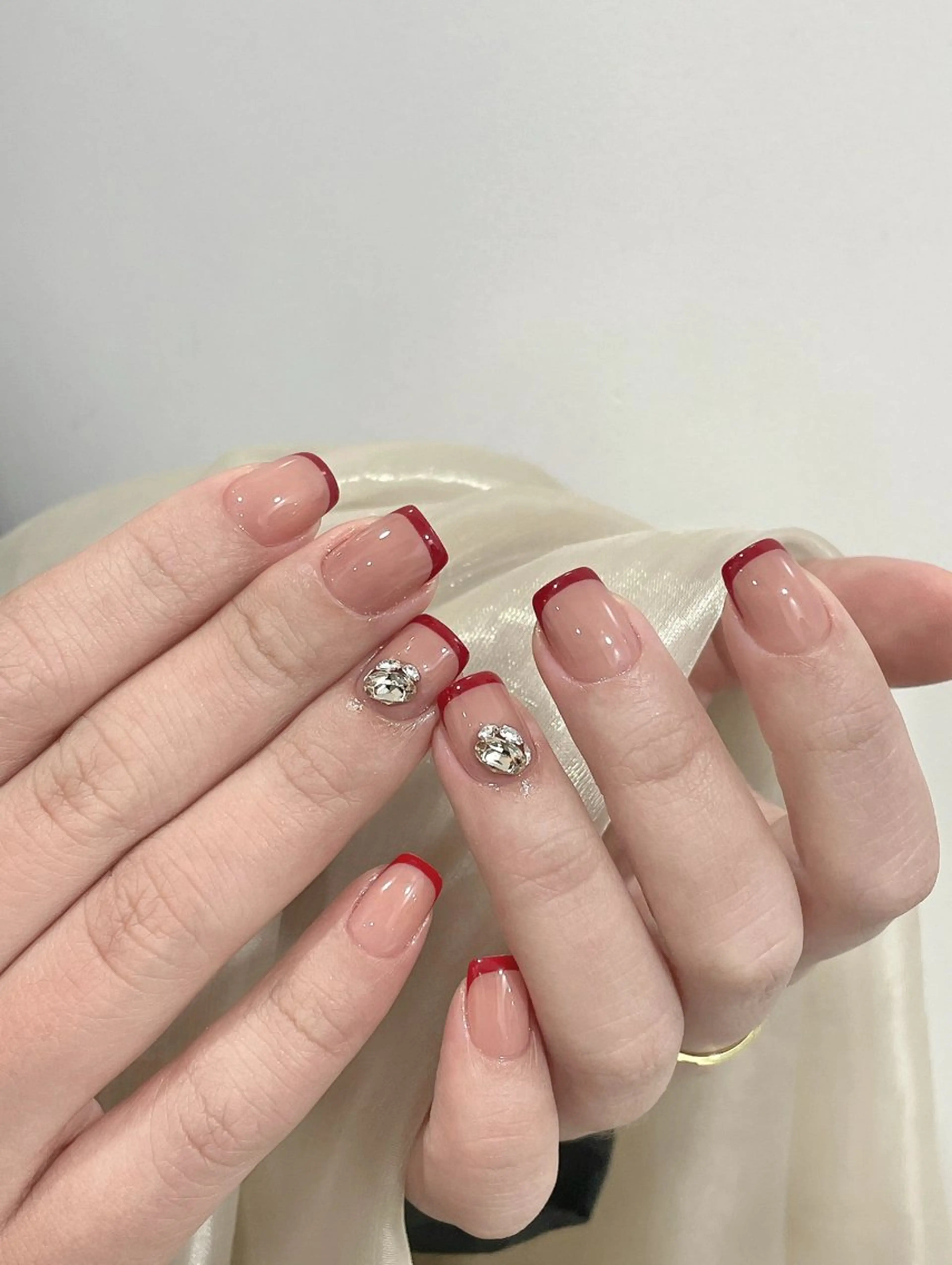 ネイル オーロラネイル 長さ出し フットネイル 韓国ネイル ラメ(グリッター) ハンドネイル 👍thumbs up nail👍のネイルデザイン