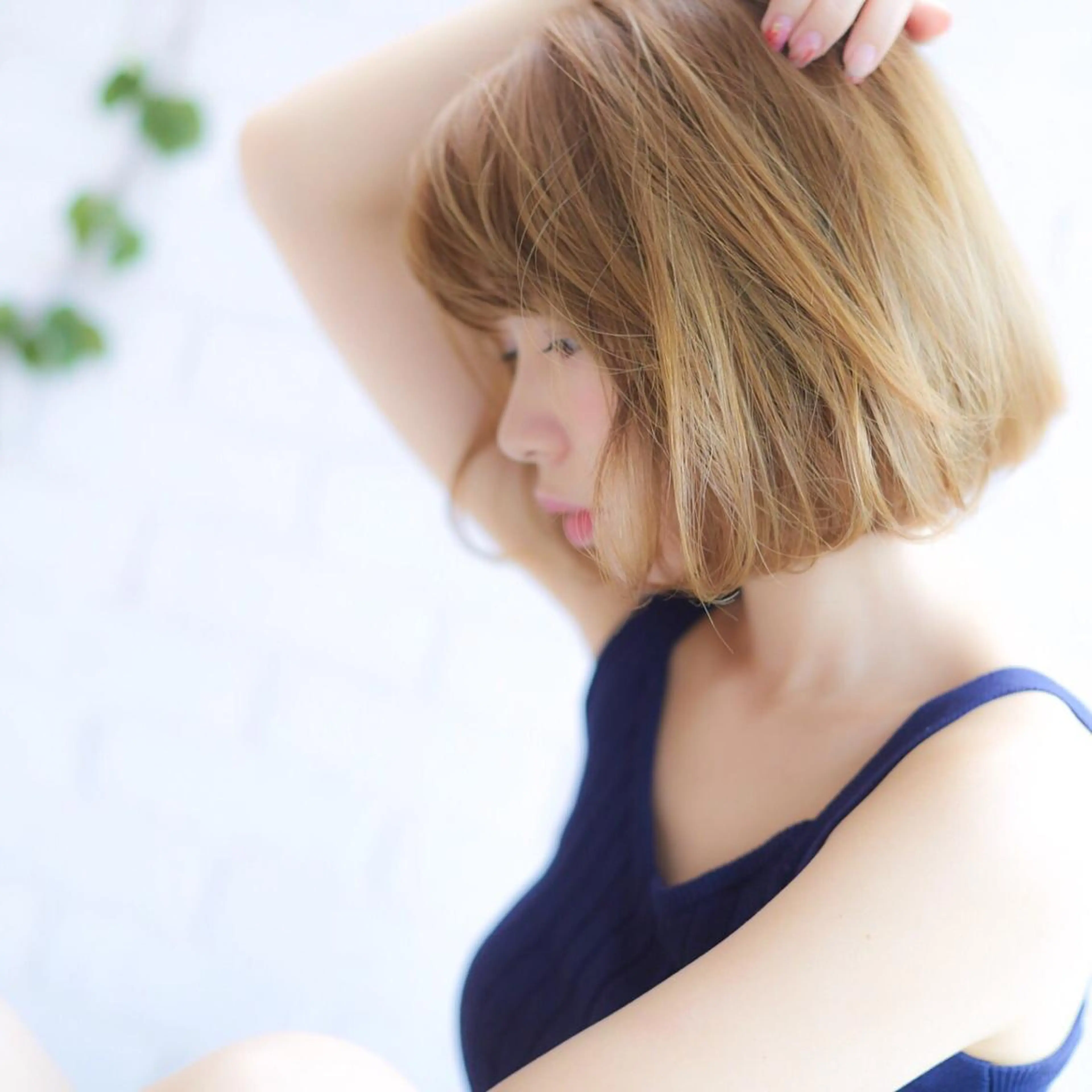 ミディアム THE DAY所属・AKI HASHIMOTOのヘアスタイル
