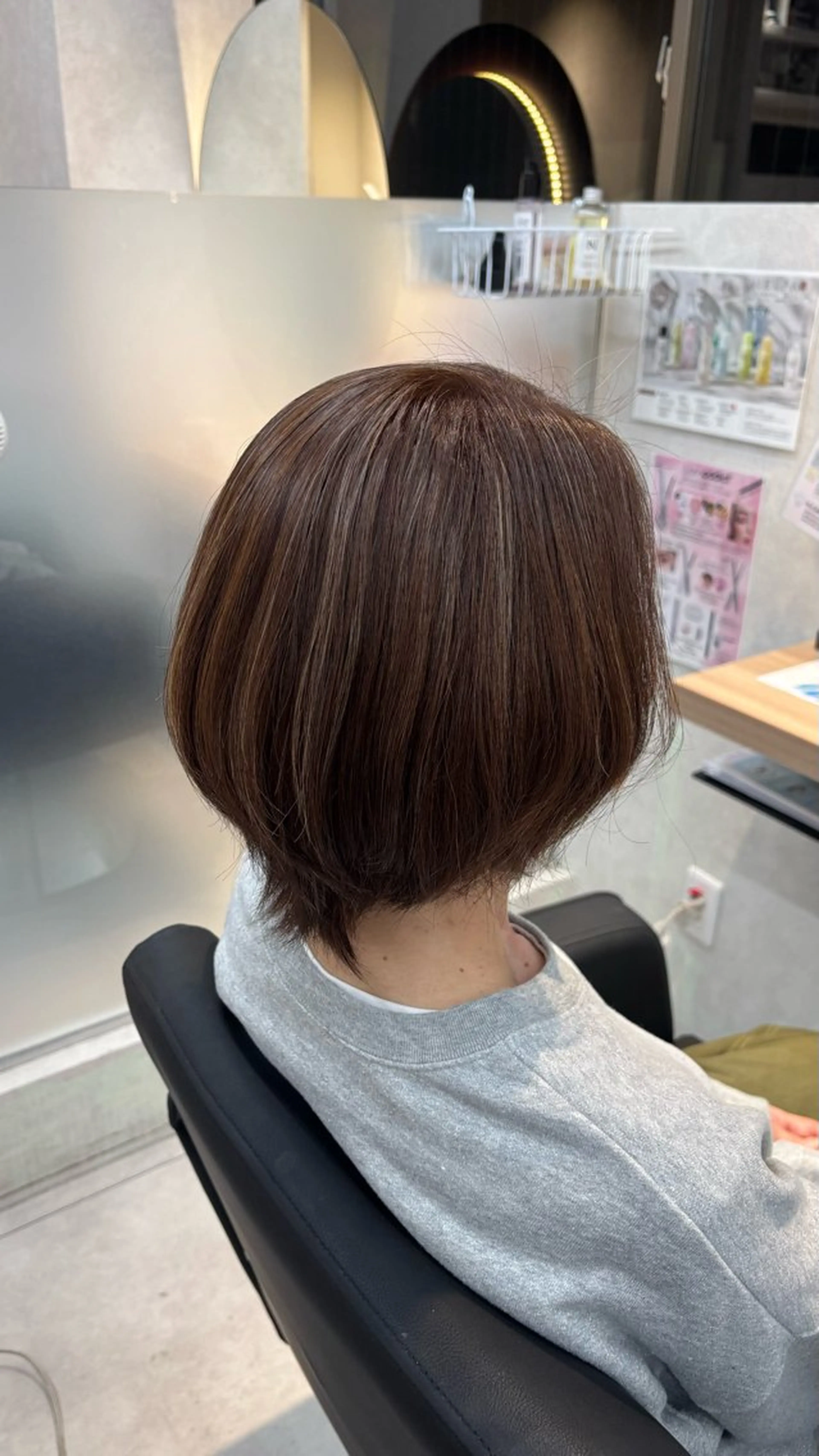 カラー ヘアカラー 米倉 陽菜のヘアスタイル