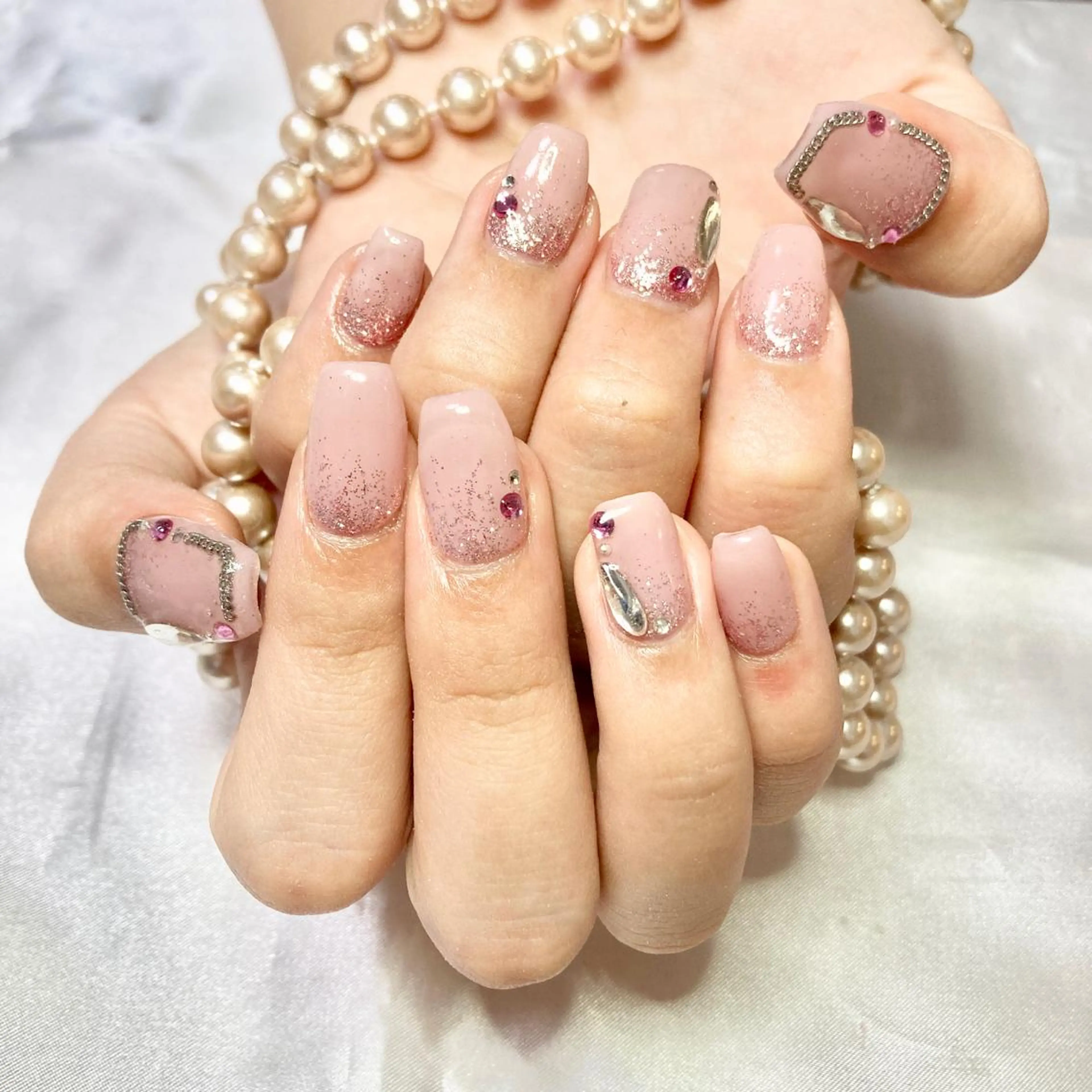 ネイル オーロラネイル ブラウン フットネイル フレンチネイル ジェルネイル 韓国ネイル/新大久保 /駅近 【Toko】のネイルデザイン