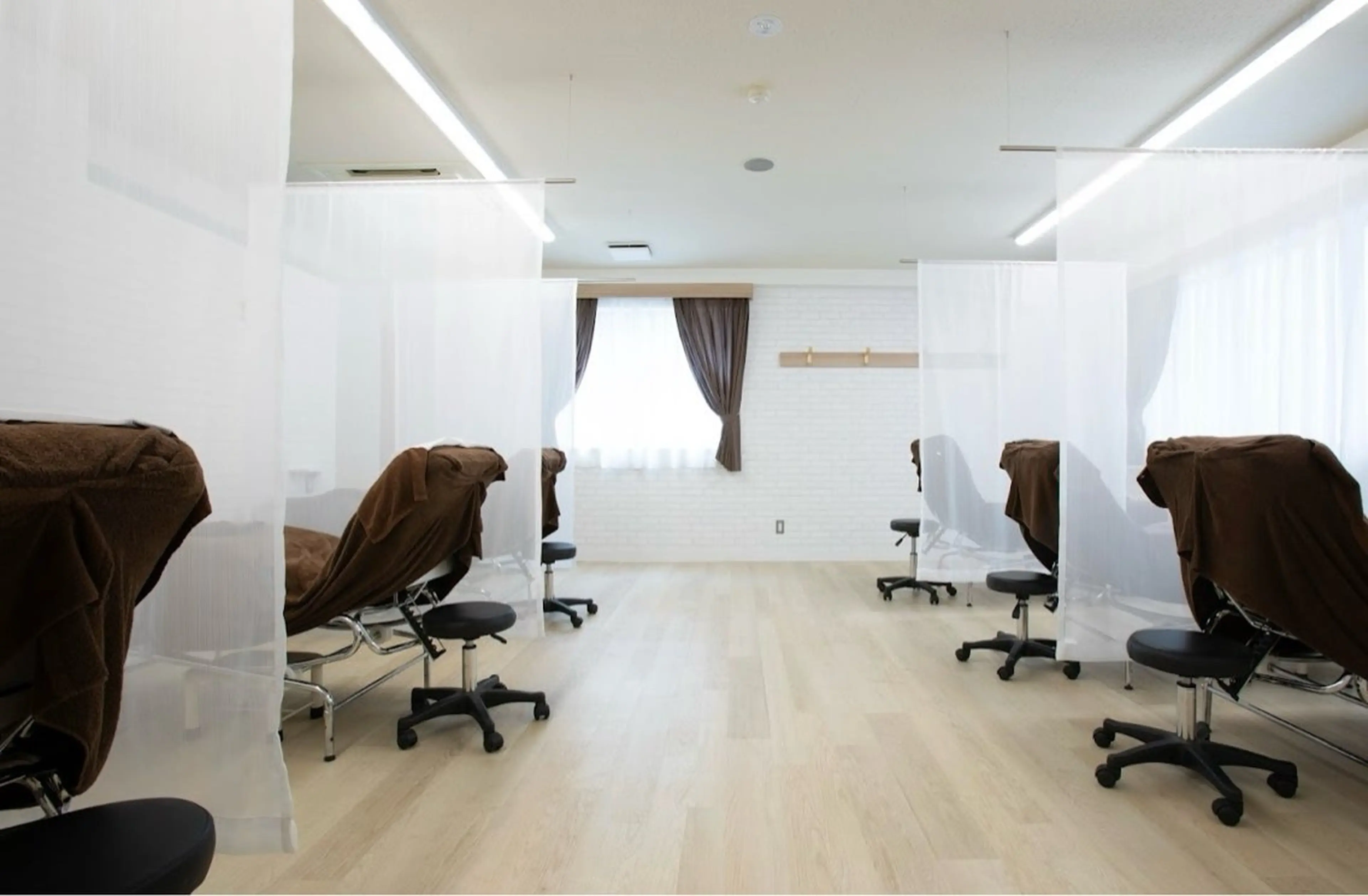 アイブロウ エサージュ渋谷店 suzuha🎀のマツエク・マツパデザイン