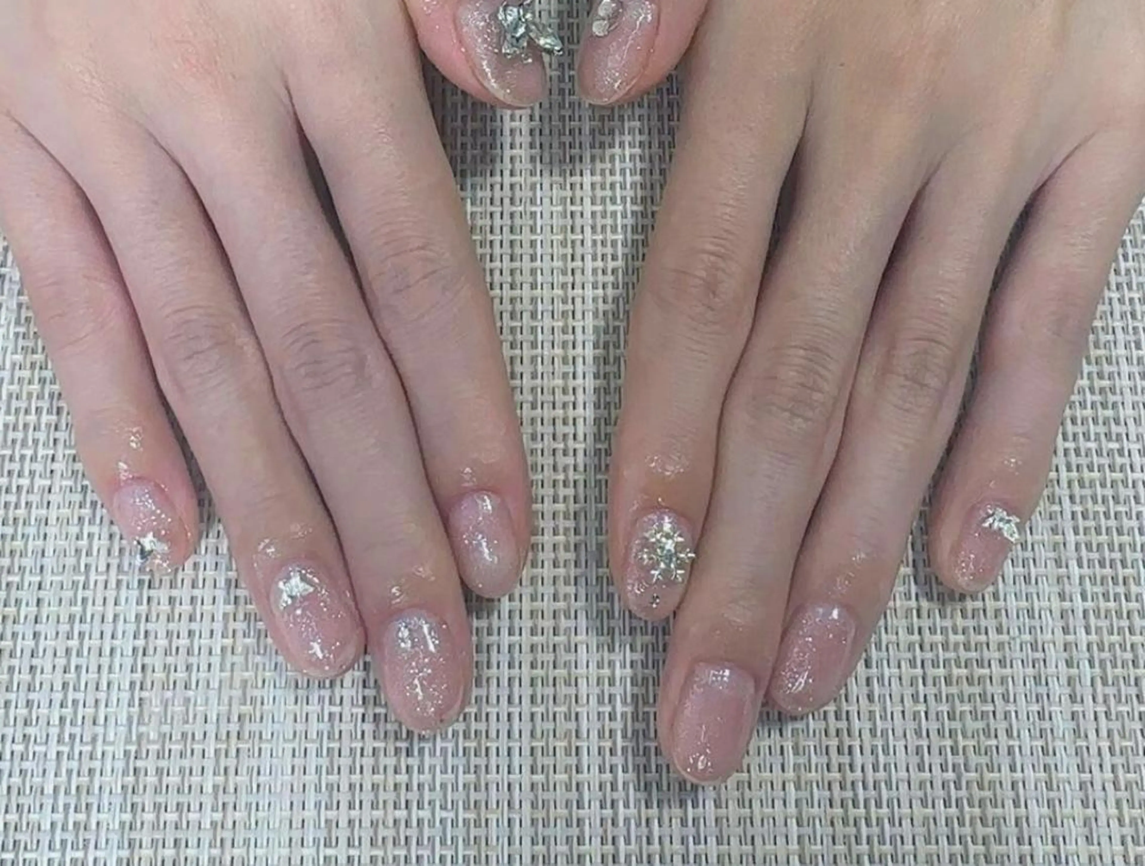 ネイル ハンドネイル ki🍒🍒 ki ツルツルネイルのネイルデザイン