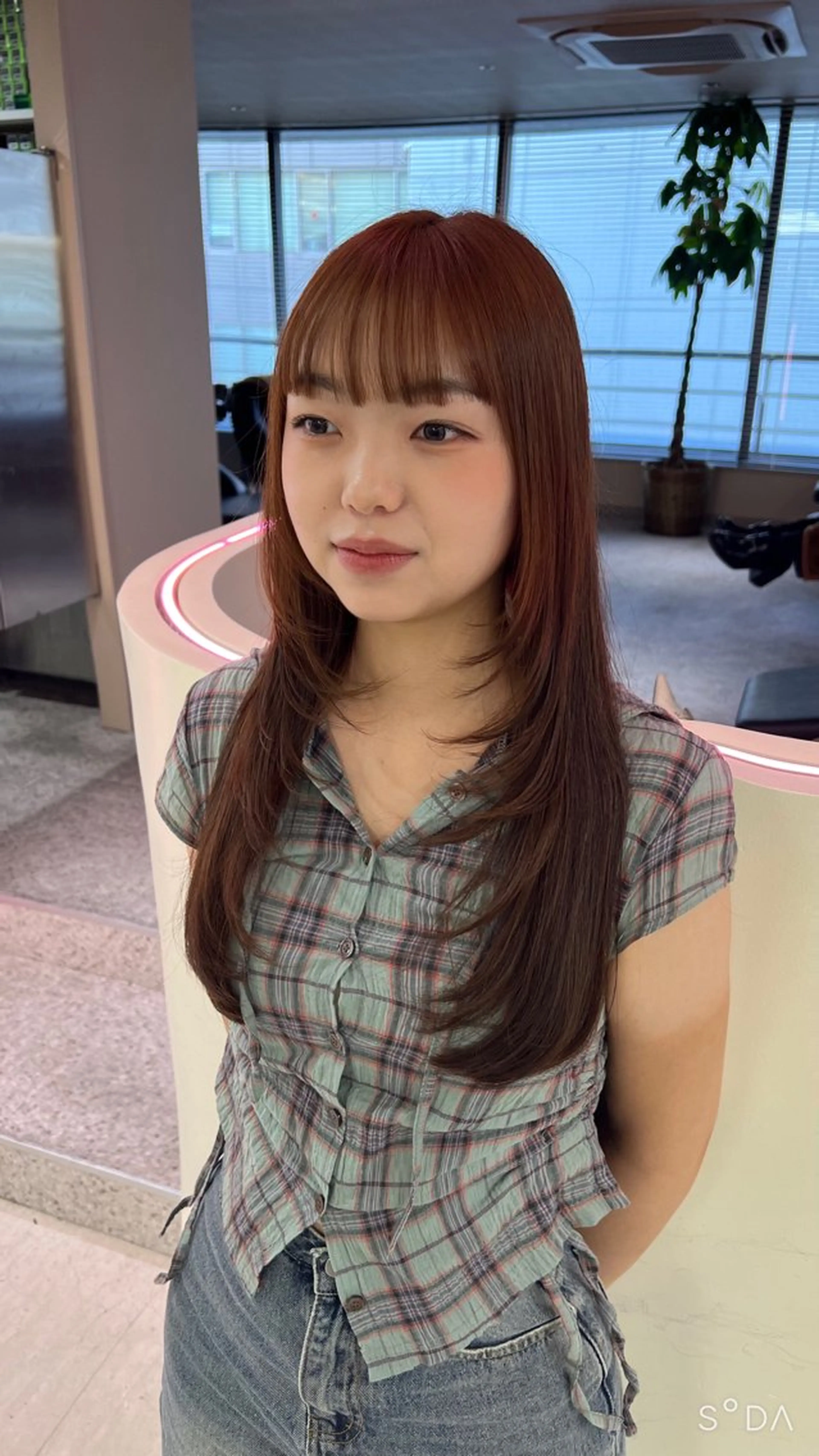 ロング カラー ヘアアレンジ 韓国レイヤー＆ピンク 艶髪🩶maikoのヘアスタイル