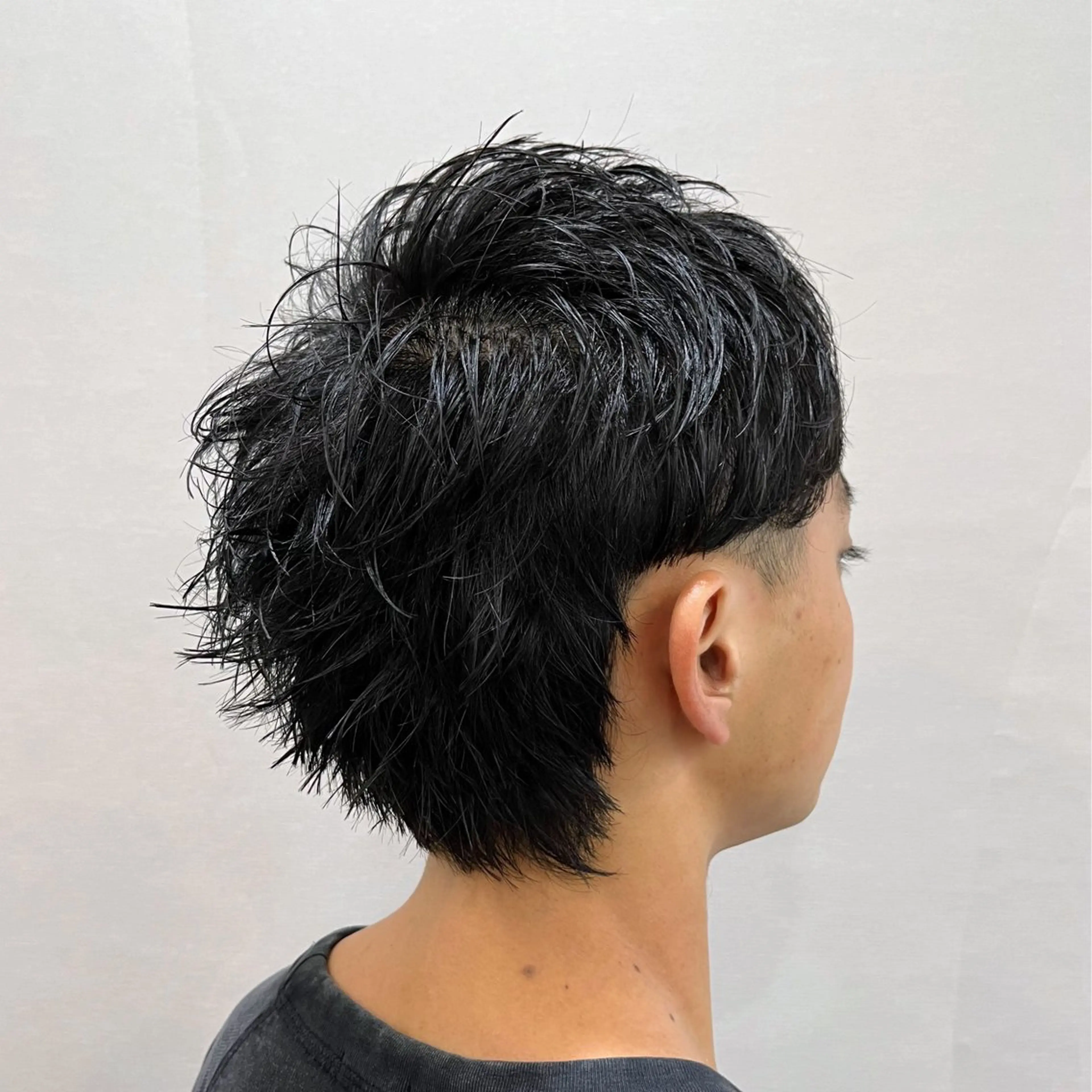 メンズ 刈り上げ メンズウルフカット ウルフカット 押上/ショート・ボブ /パーマ/山口卓朗のヘアスタイル