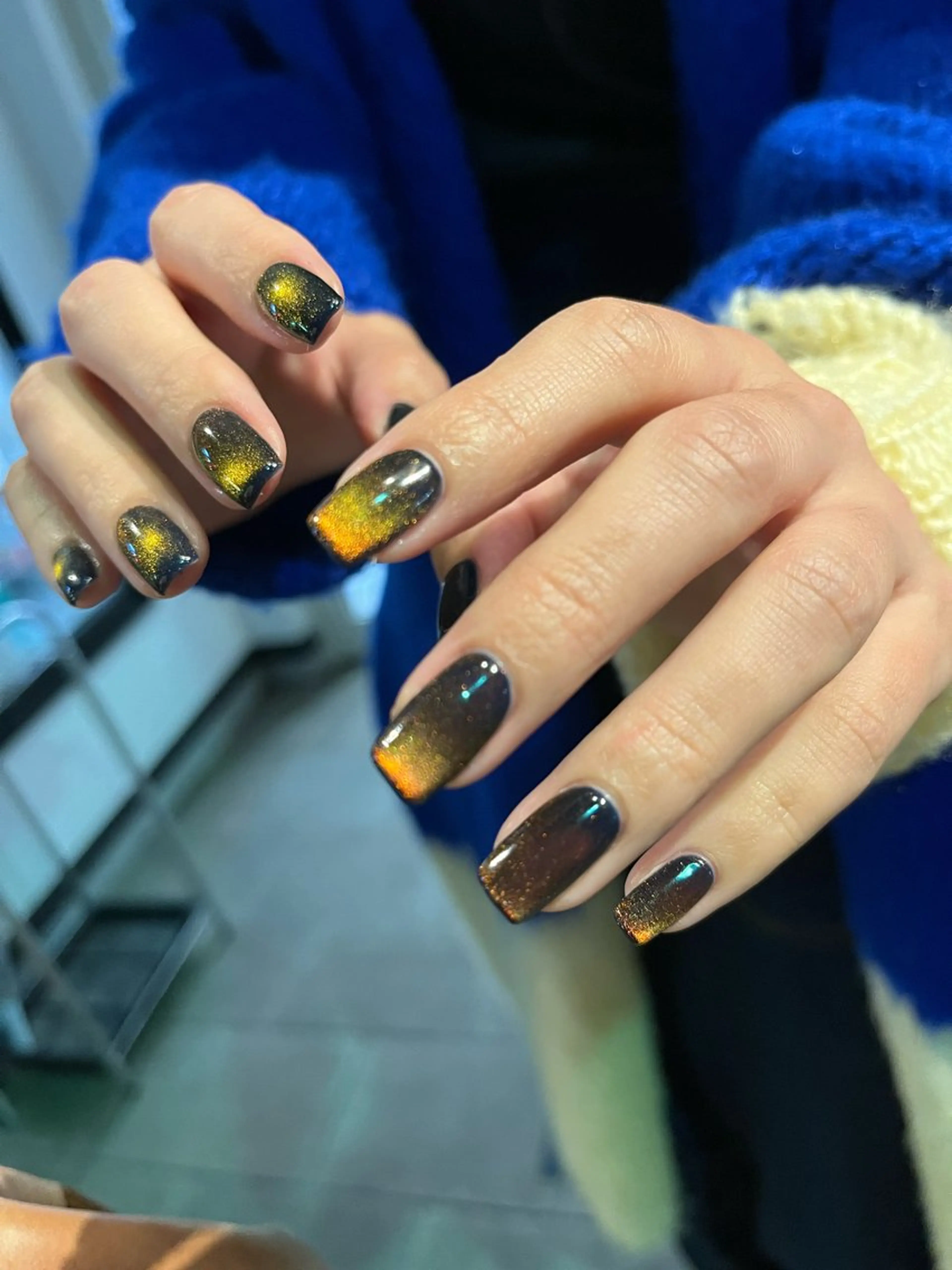 ネイル ネイビー オレンジ ハンドネイル hiyori🫧 mieuxのネイルデザイン