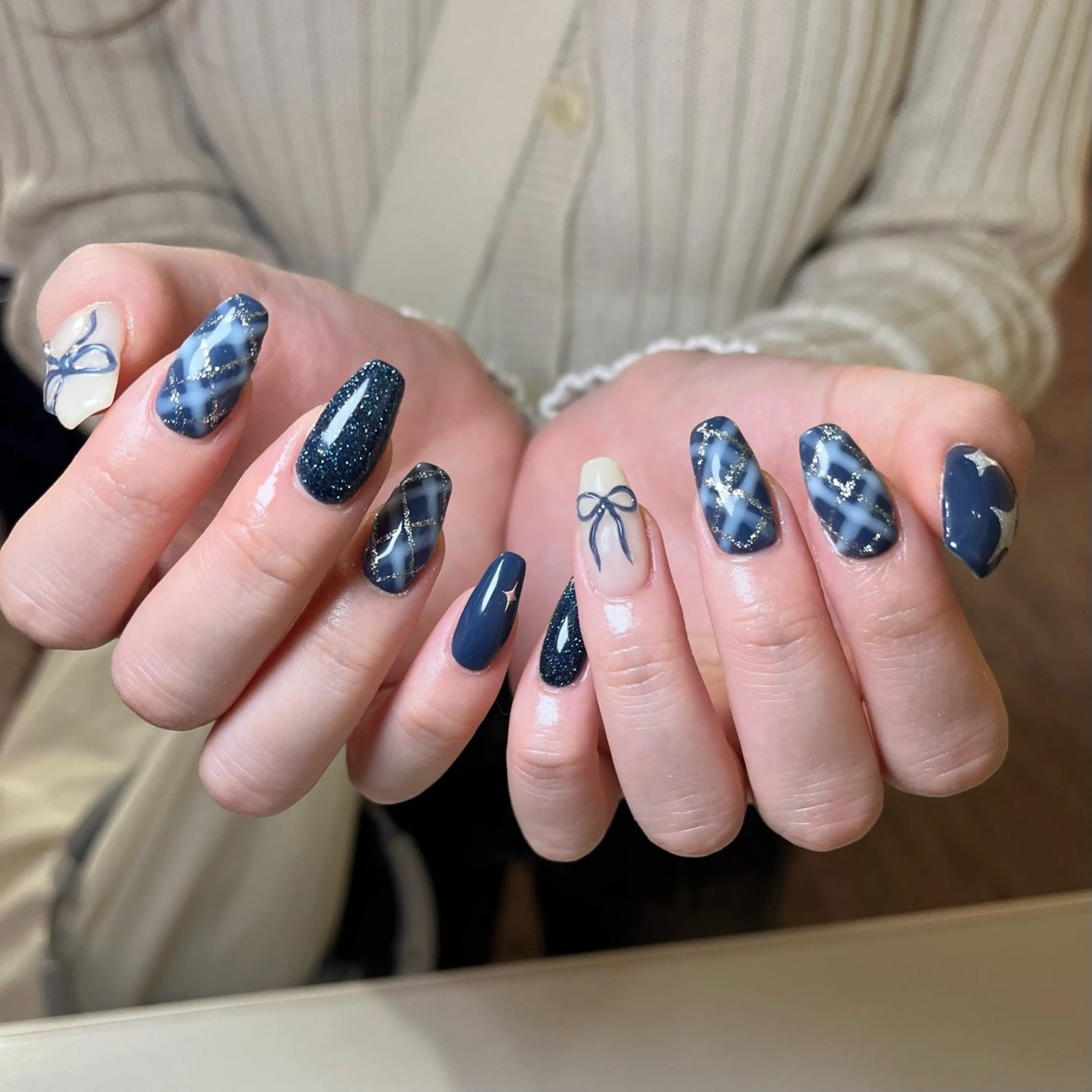 ネイル ネイビー リボン ハンドネイル D.d Haruka /y2k/持ち込みのネイルデザイン