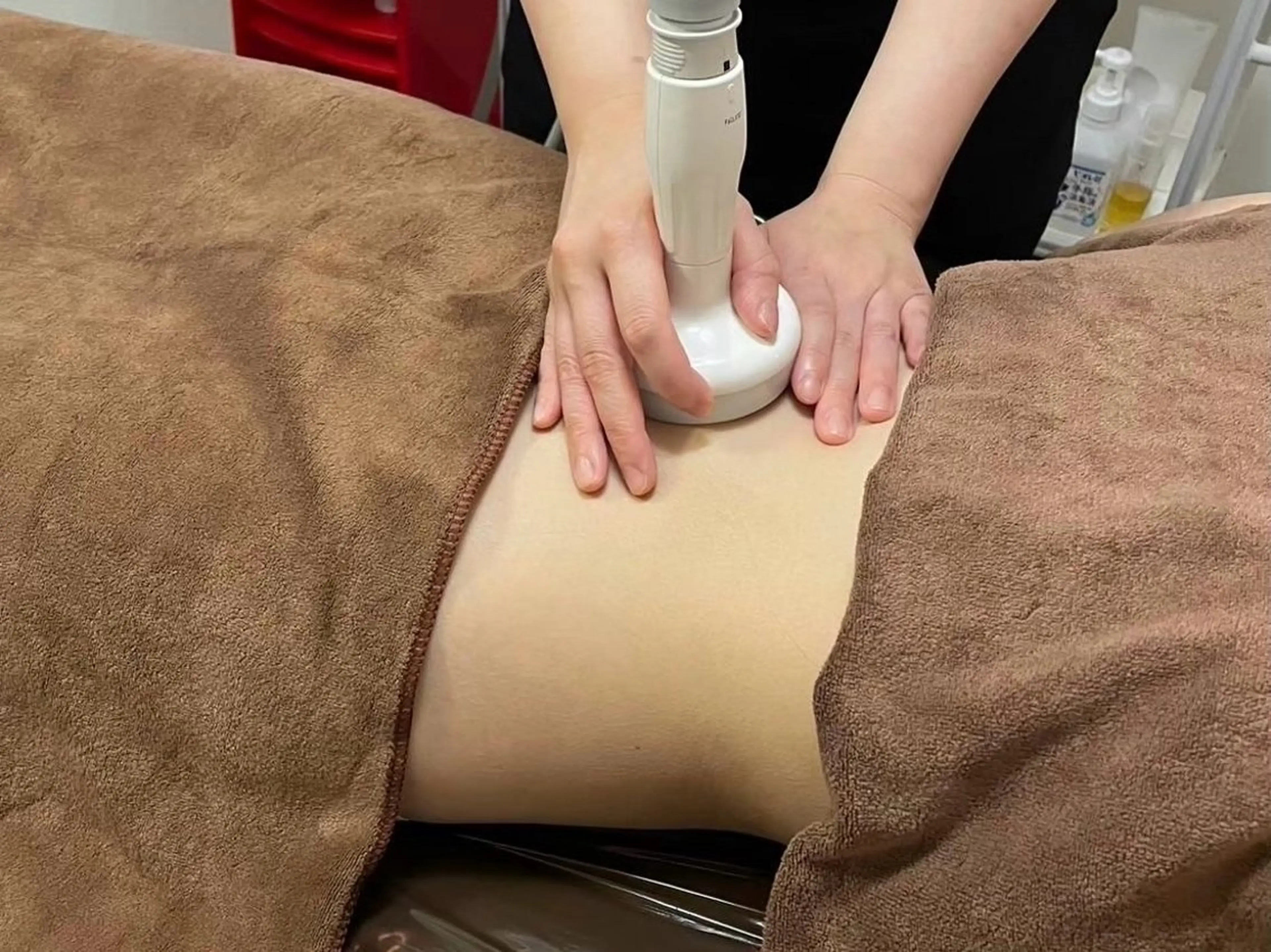 【お腹集中ケア】脂肪ケアセラム+4つの痩身機器で圧倒的サイズダウン✨リバウンドなし🙆♀️の写真