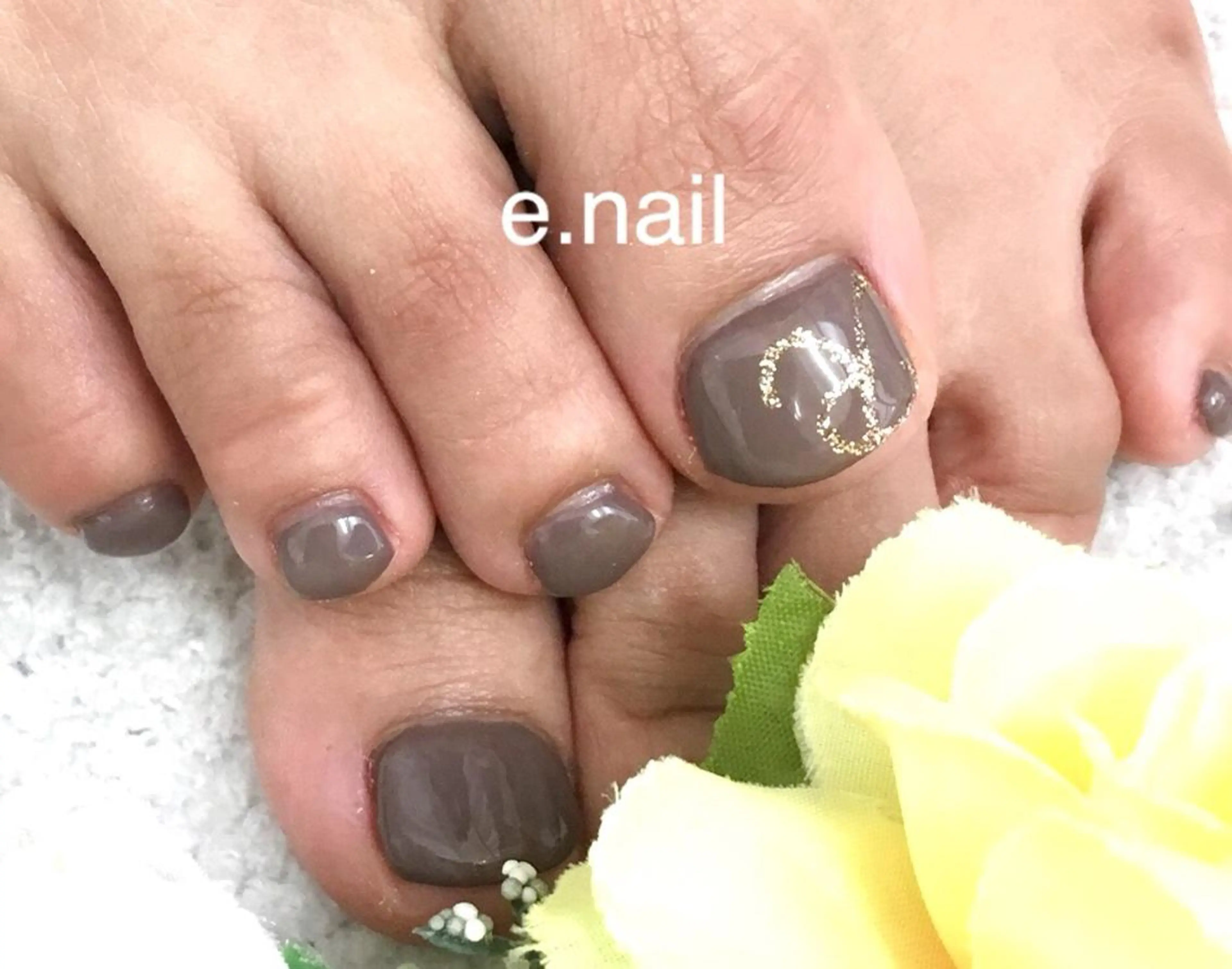 ネイル e.nail所属・和賀井 恵理のネイルデザイン