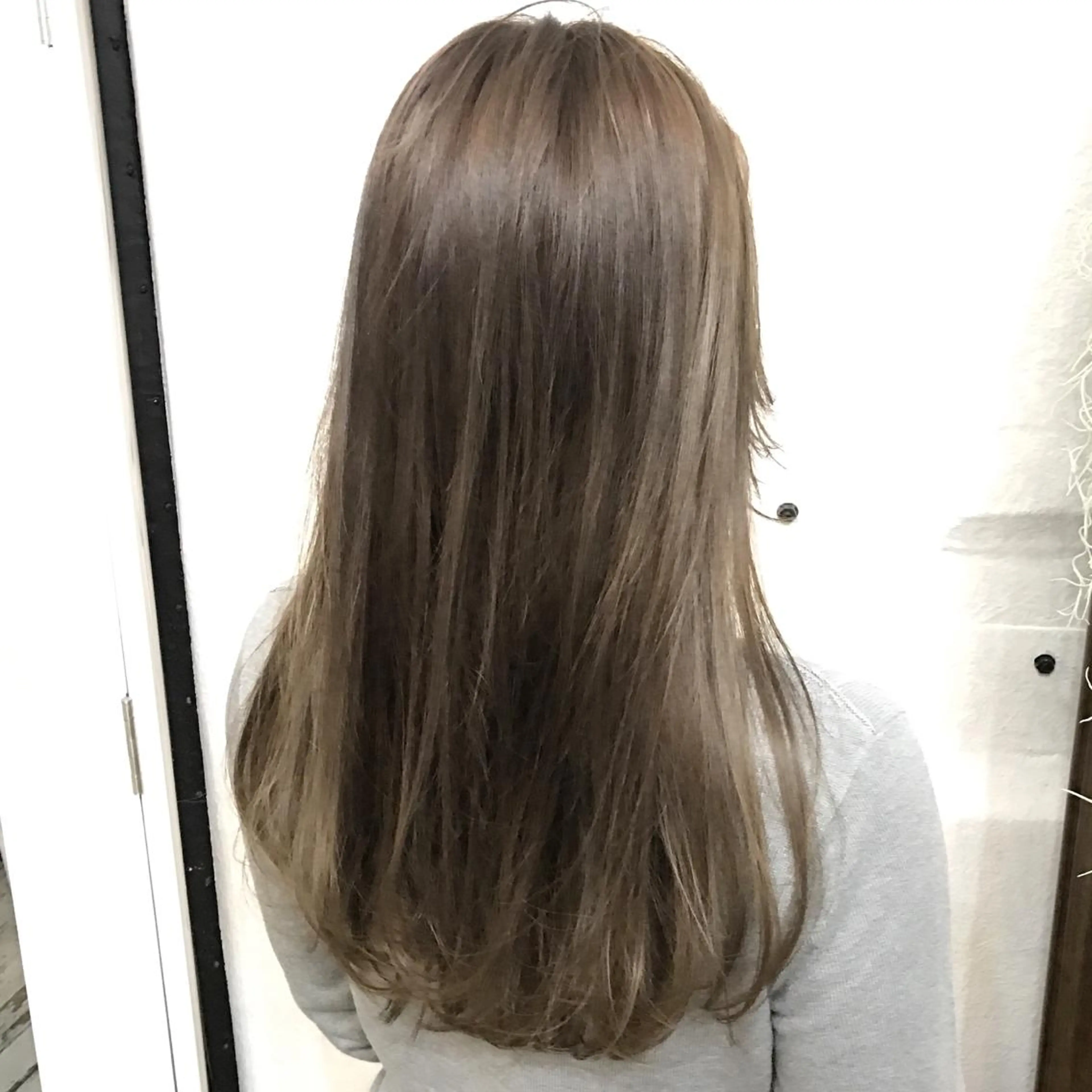 カラー ダブルカラー グレージュ ハイライトカラー サロウィン所属・K-POP好き美容師 🇰🇷Kai.Yのヘアスタイル