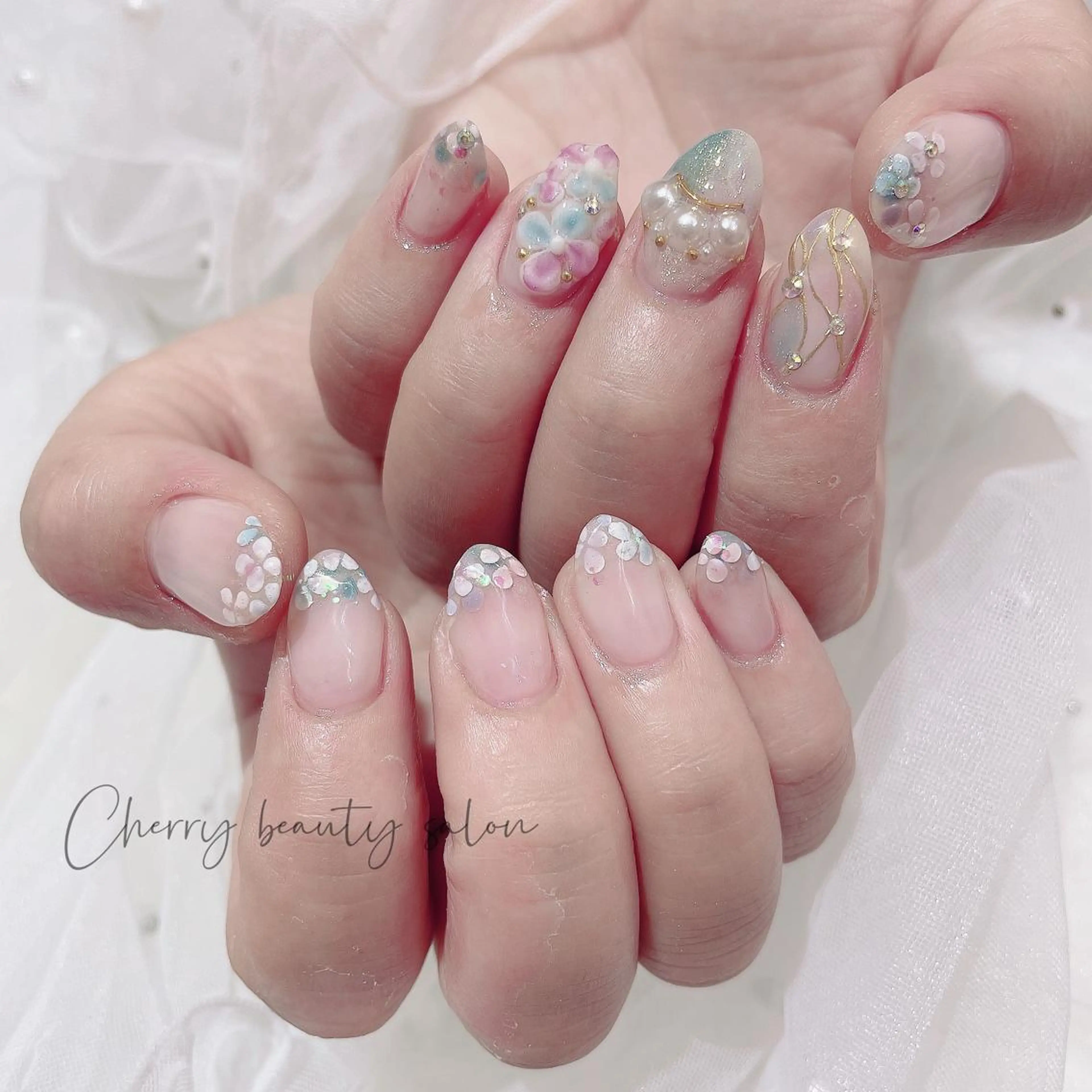 ネイル SAKURA 🍒のネイルデザイン