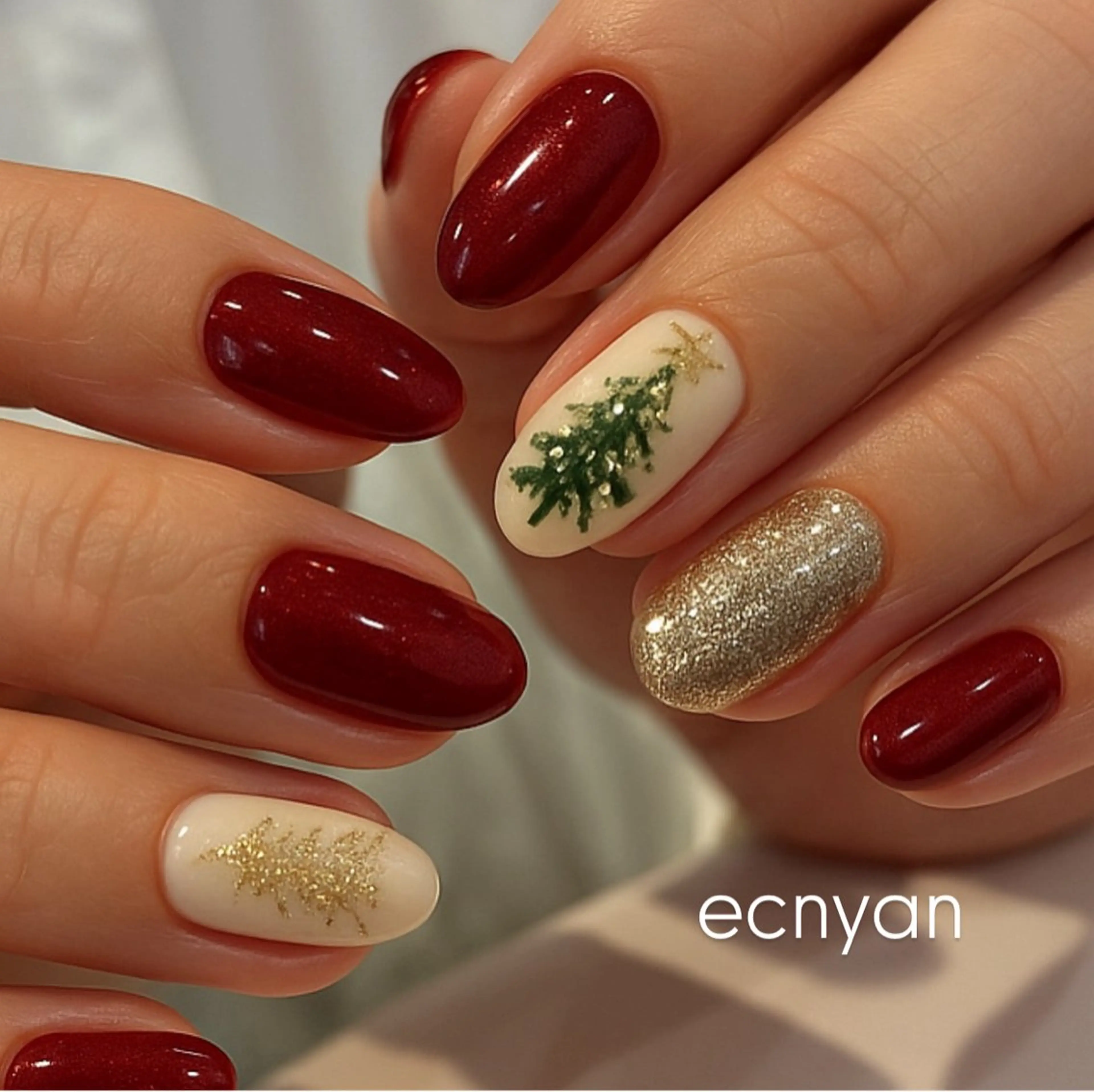 ネイル えくにゃん所属・AMAGASAKI LISAのネイルデザイン