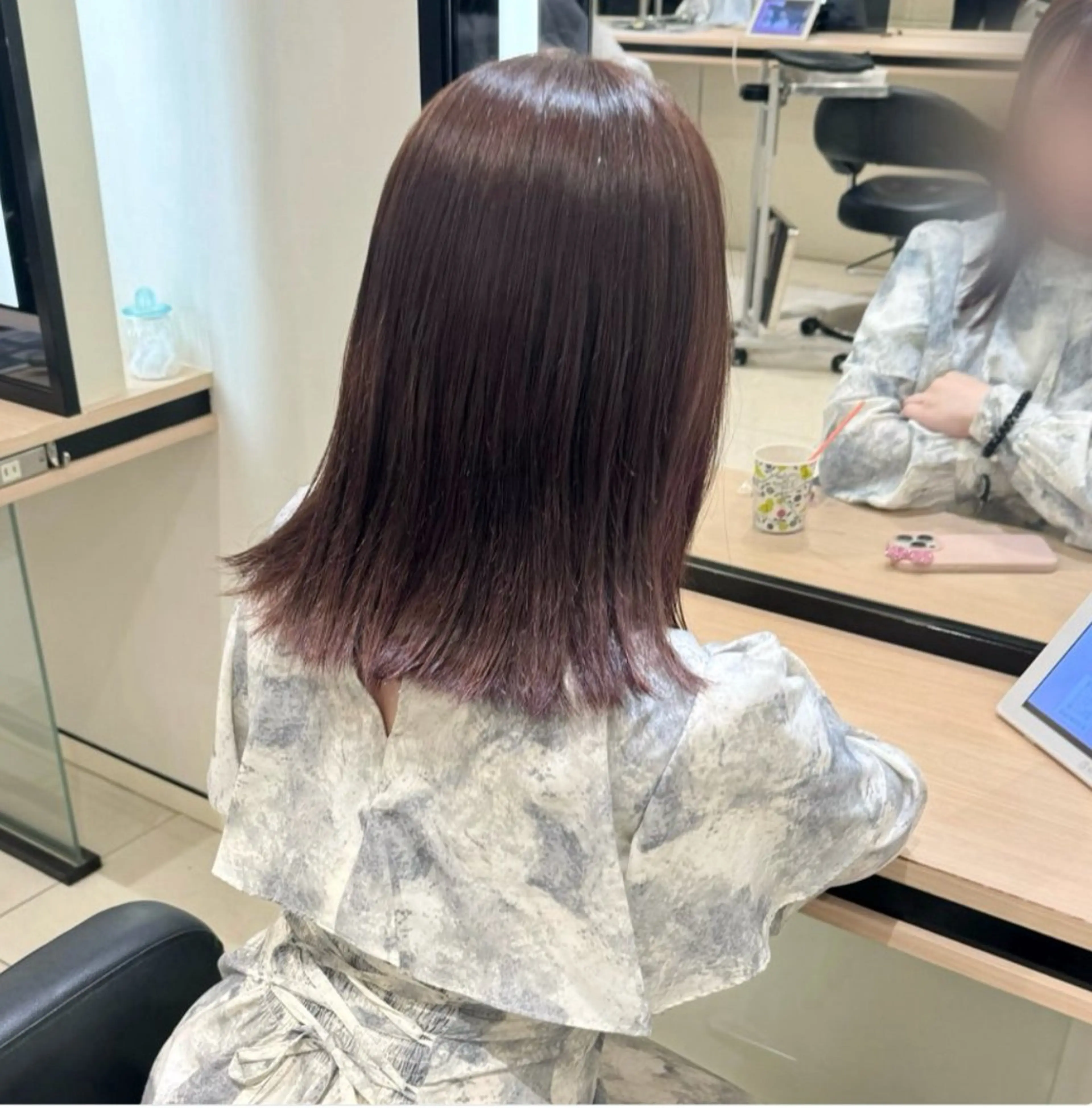 ミディアム カラー ヘアカラー トリートメント ひなの🫧ベージュ系 艶カラーのヘアスタイル