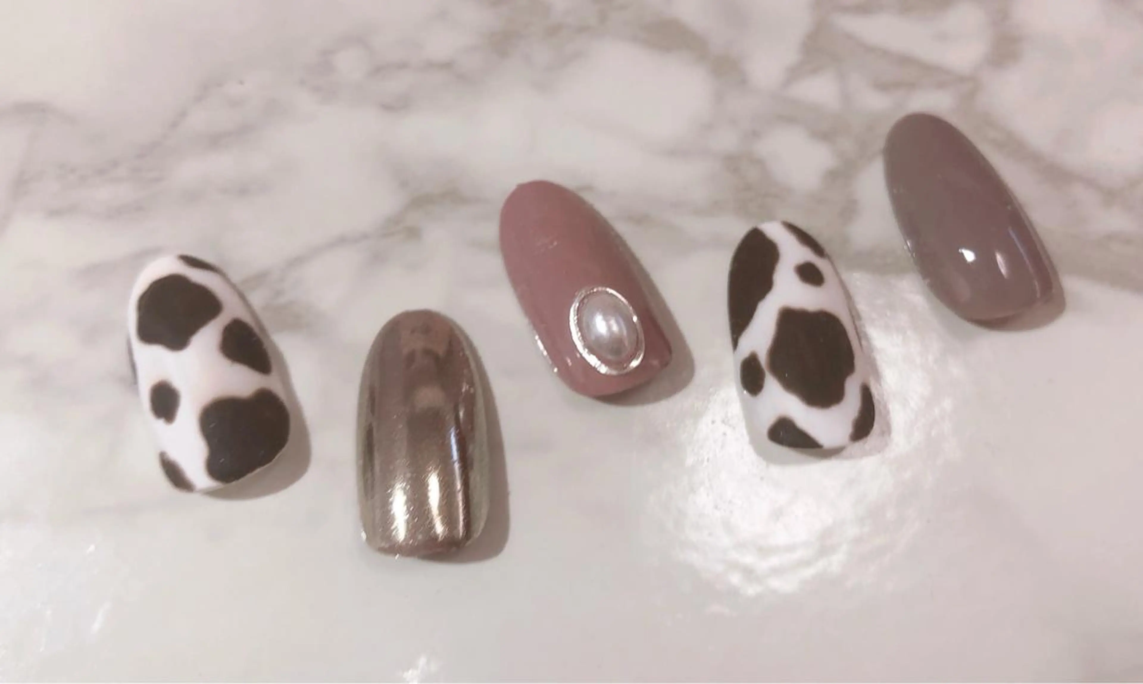 ネイル Regaro i.sのネイルデザイン