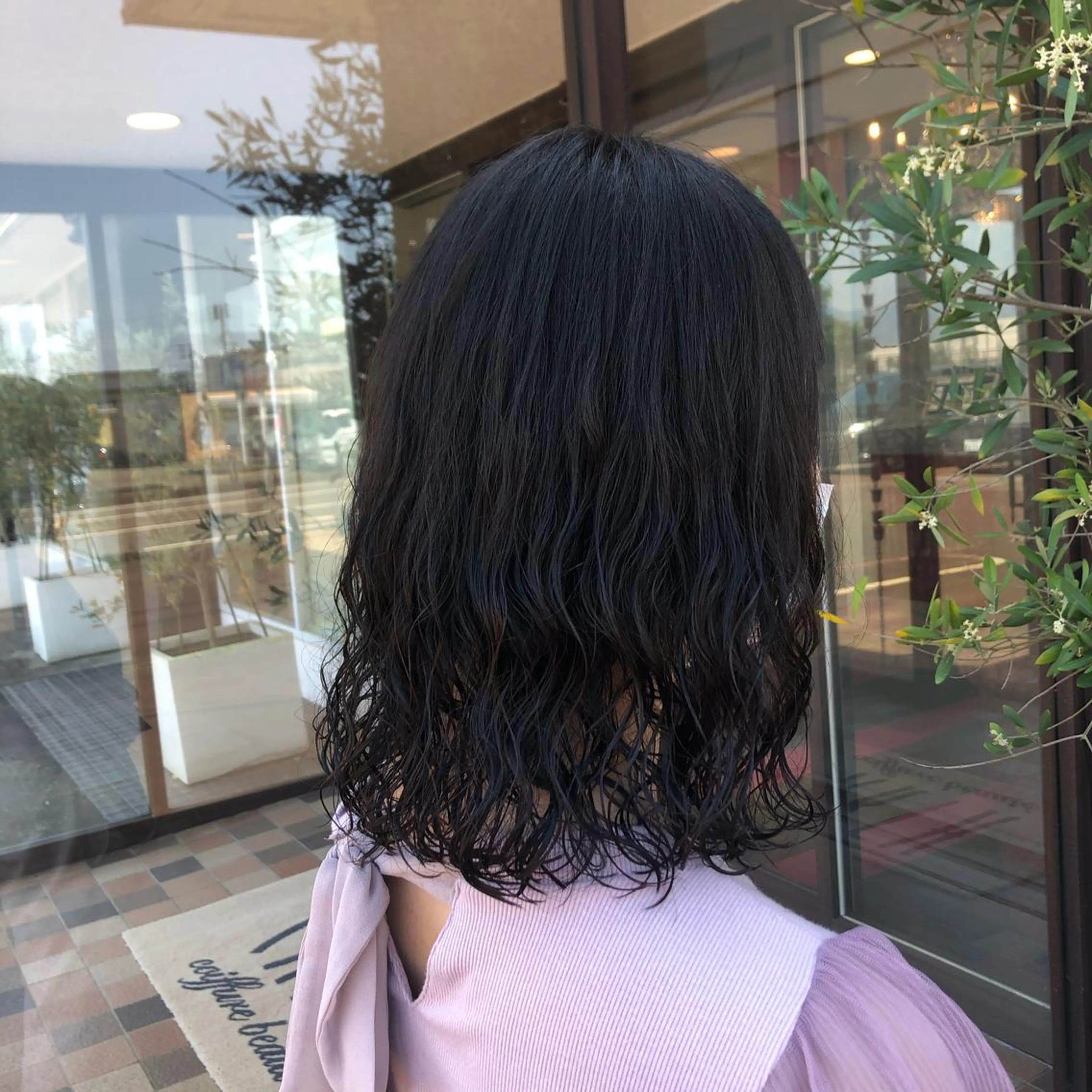 ミディアム EARTH長岡 🌼渡辺まい🌼のヘアスタイル