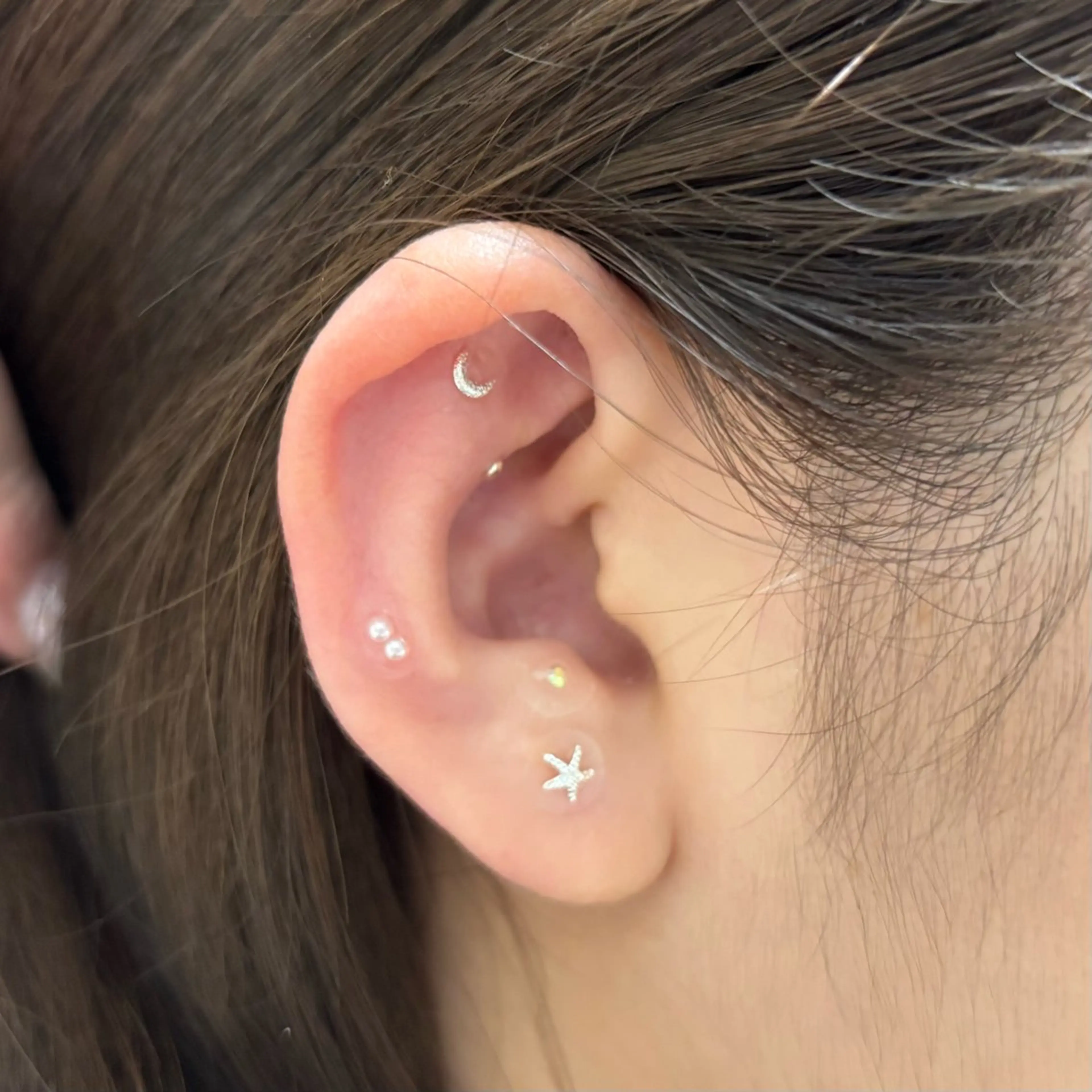 【何度でもお試し価格】痛くない‼️耳つぼジュエリー💎✨の写真