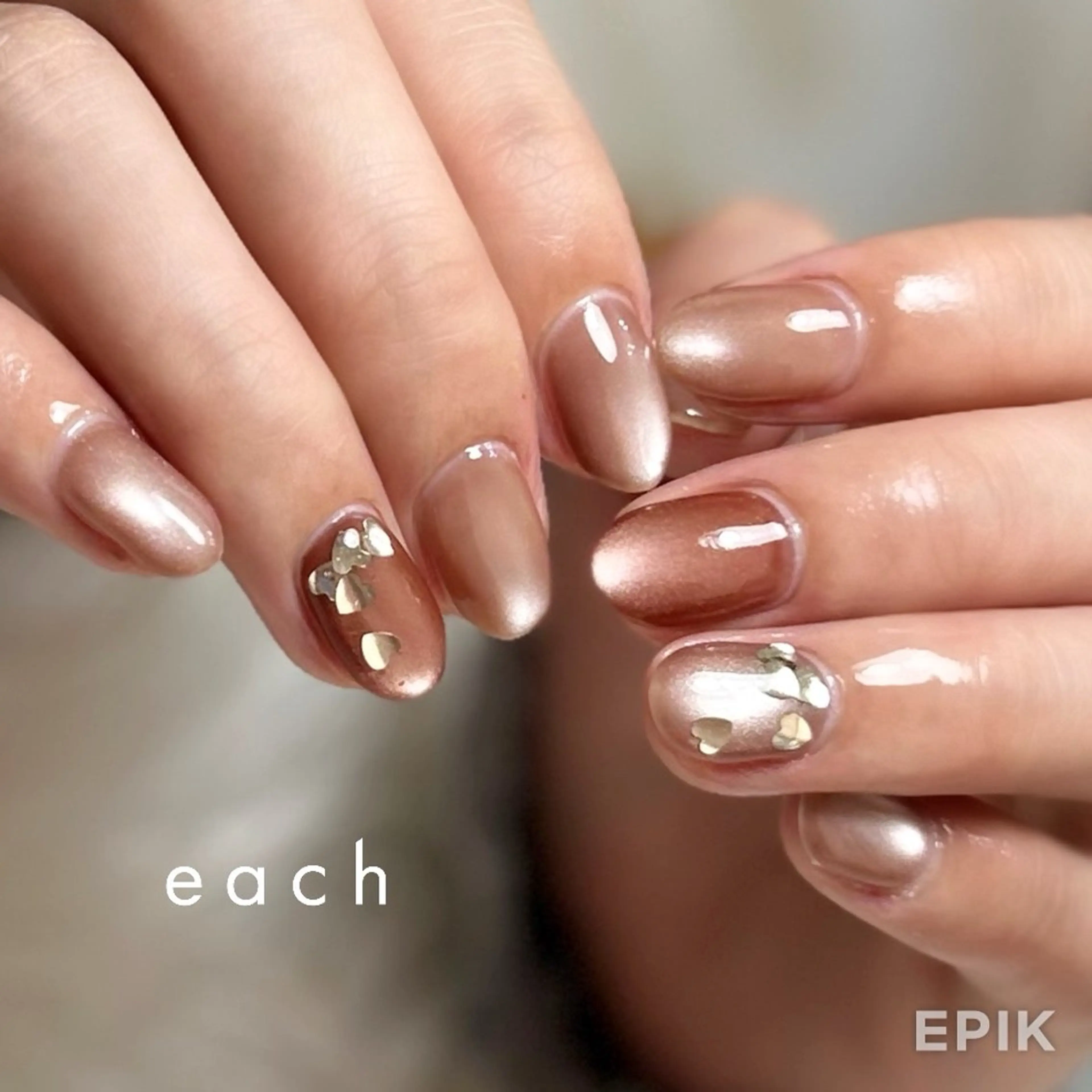 ネイル 氷ネイル・うるうるネイル 𝒆𝒂𝒄𝒉 kanako 🕊のネイルデザイン