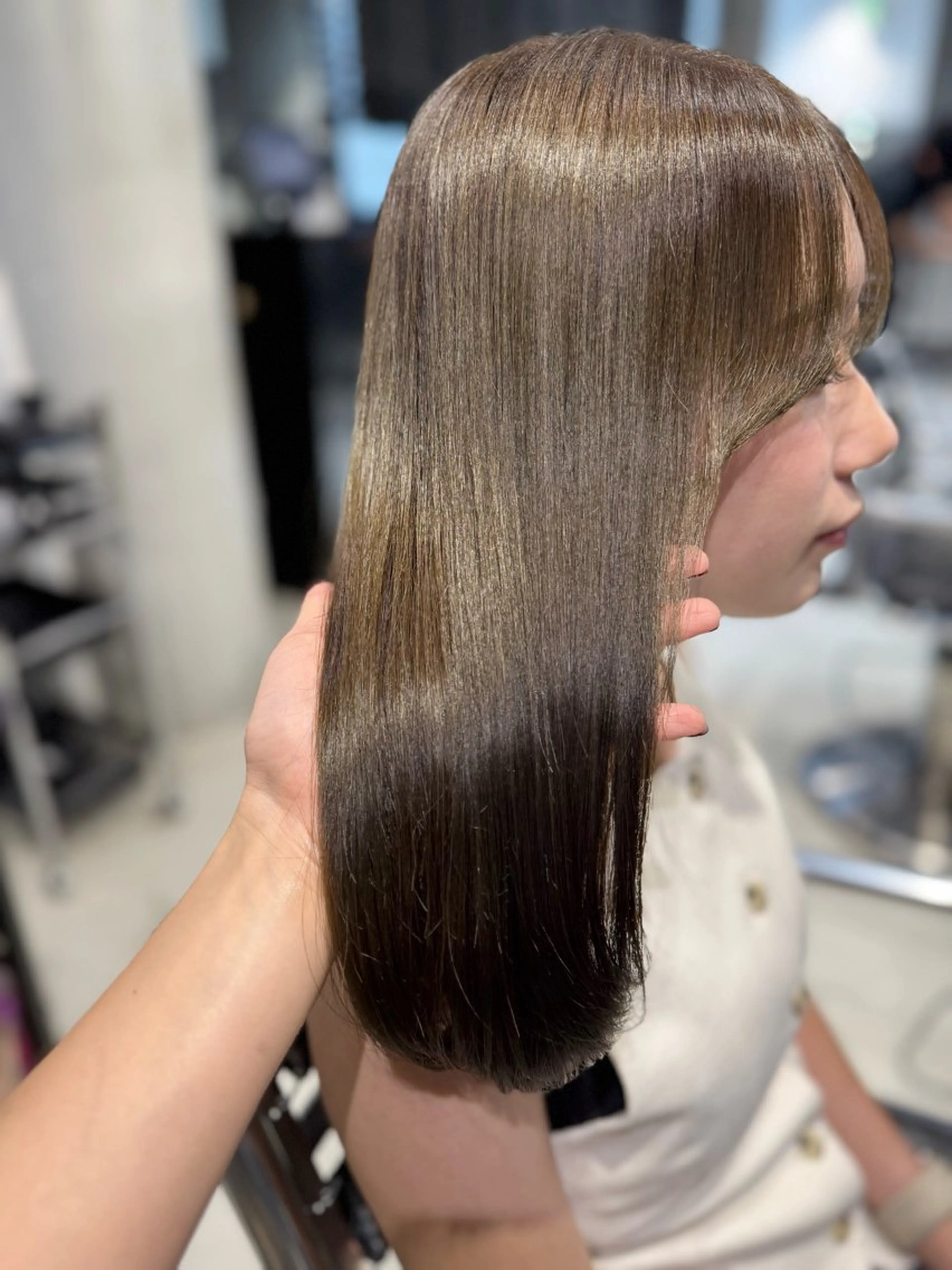 ミディアム カラー パーマ カット ヘアカラー トリートメント ヘッドスパ ヘアセット 透明感/オリーブ/ グレージュ/YUKAのヘアスタイル