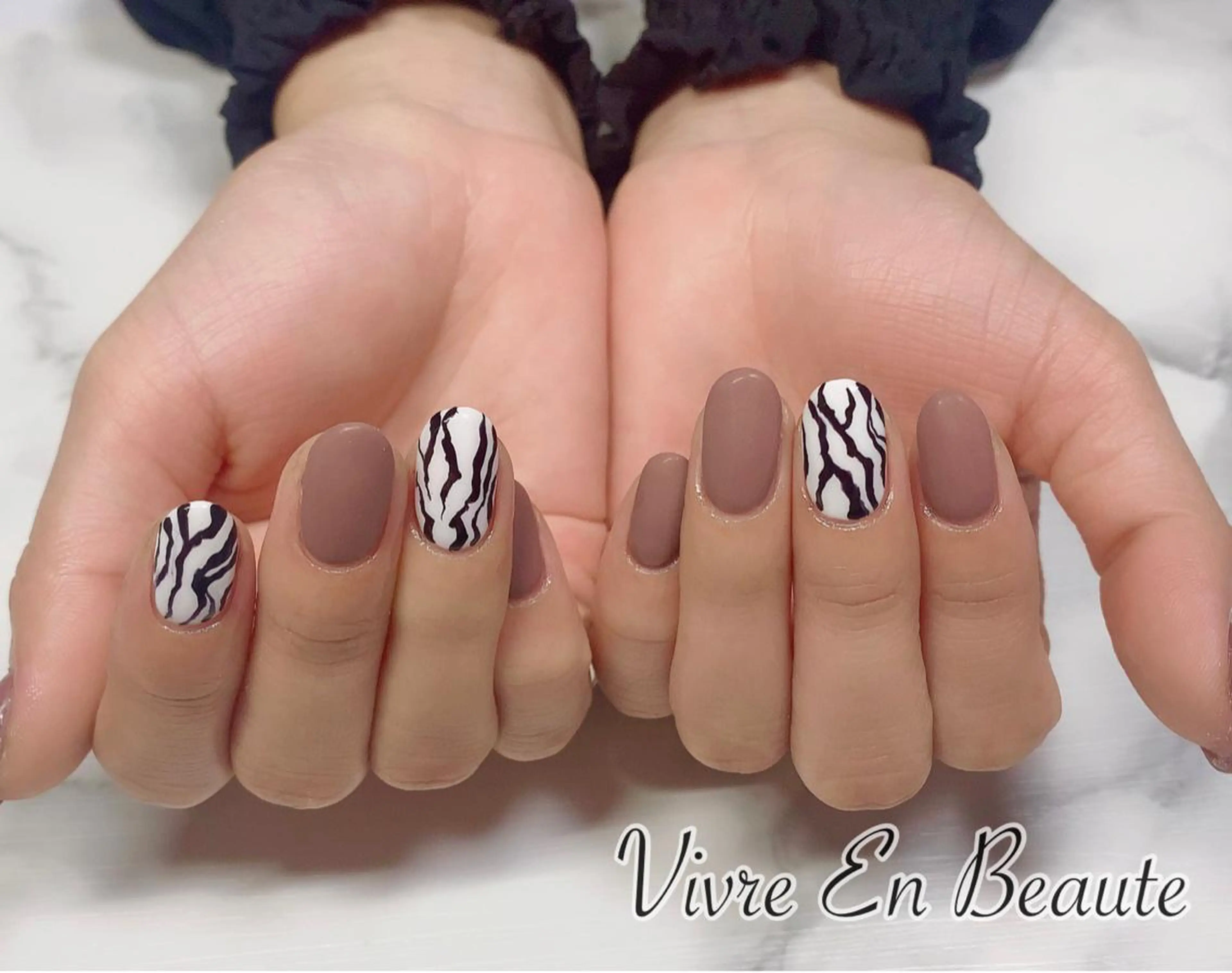 ネイル アニマル柄 マットネイル S Nailのネイルデザイン