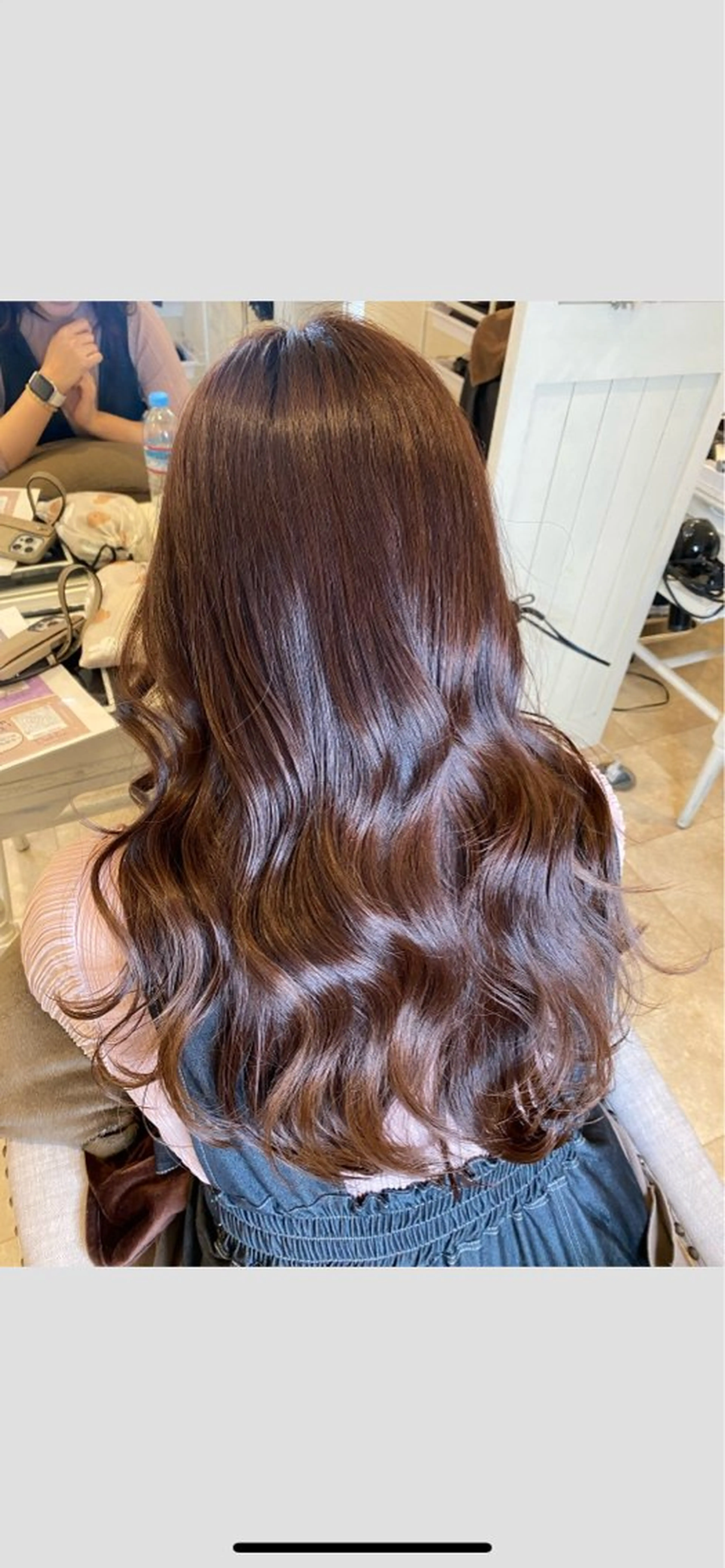 ロング カラー 横澤 愛里のヘアスタイル