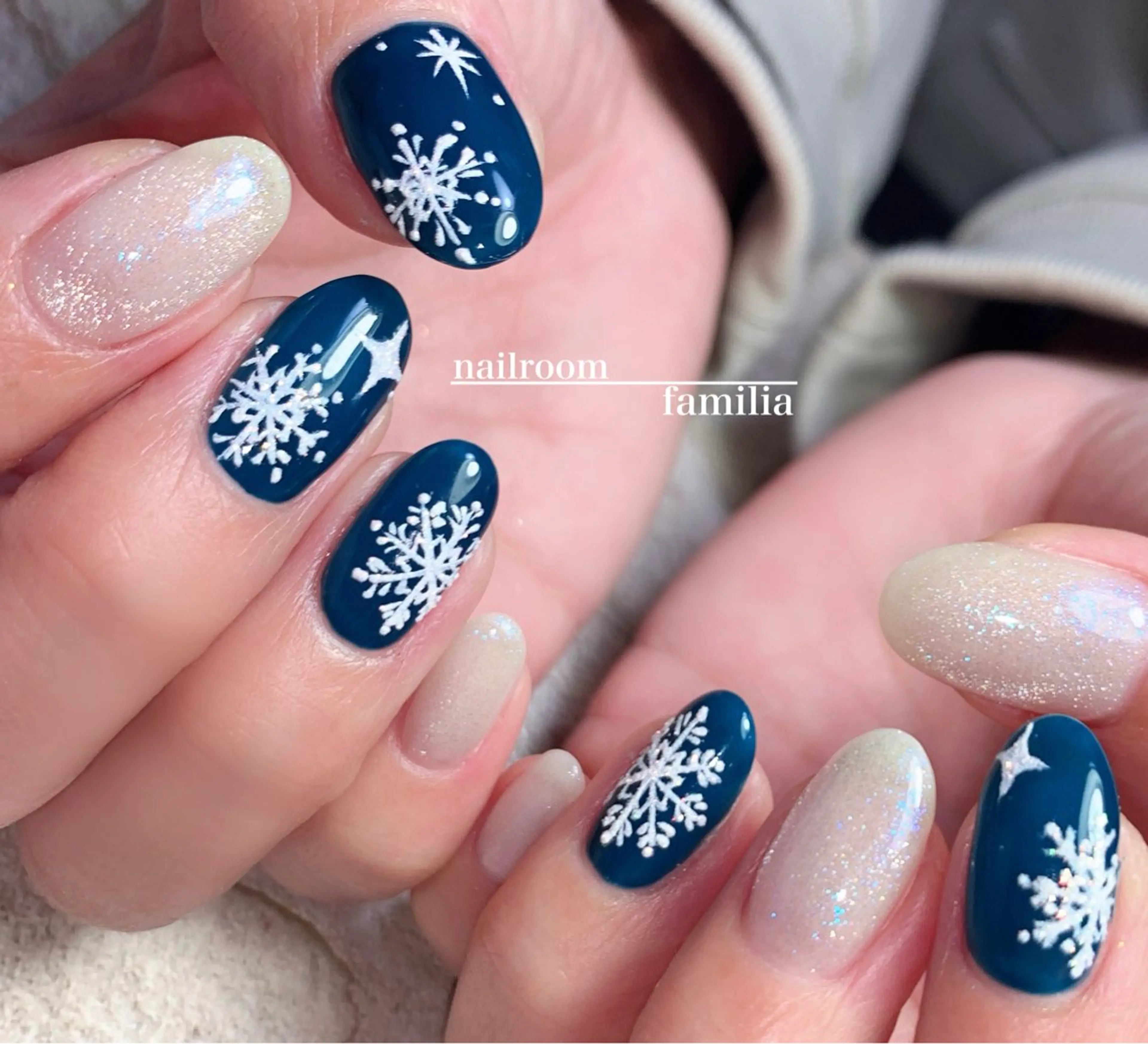 ネイル マグネットネイル ハンドネイル -nailroom- familiaのネイルデザイン