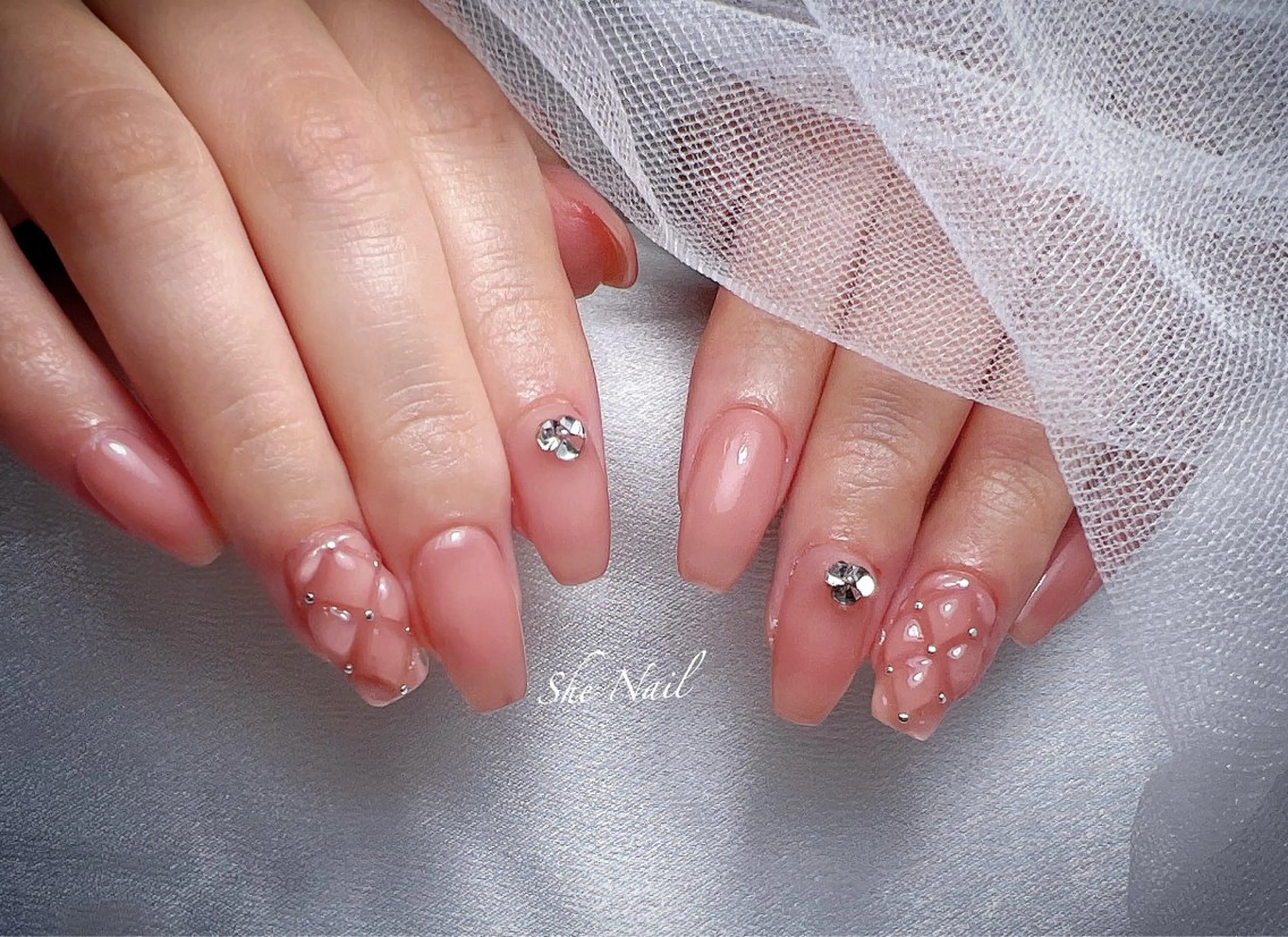 ネイル チークネイル 長さ出し フレンチネイル ガラスフレンチ グラデーション ハンドネイル She   Nail所属・ISA_ BELLAのネイルデザイン