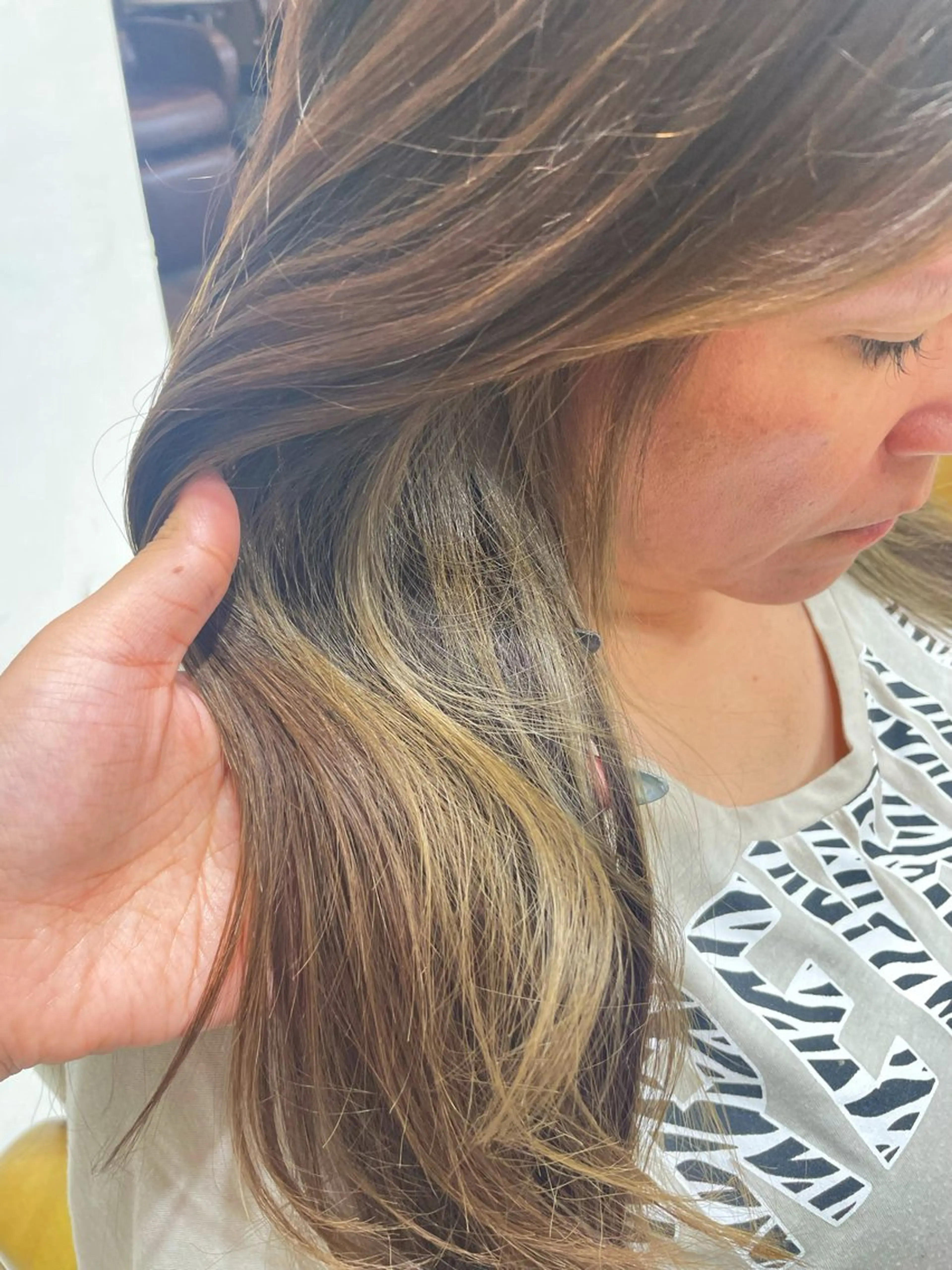 ロング カラー 大内 カオリのヘアスタイル