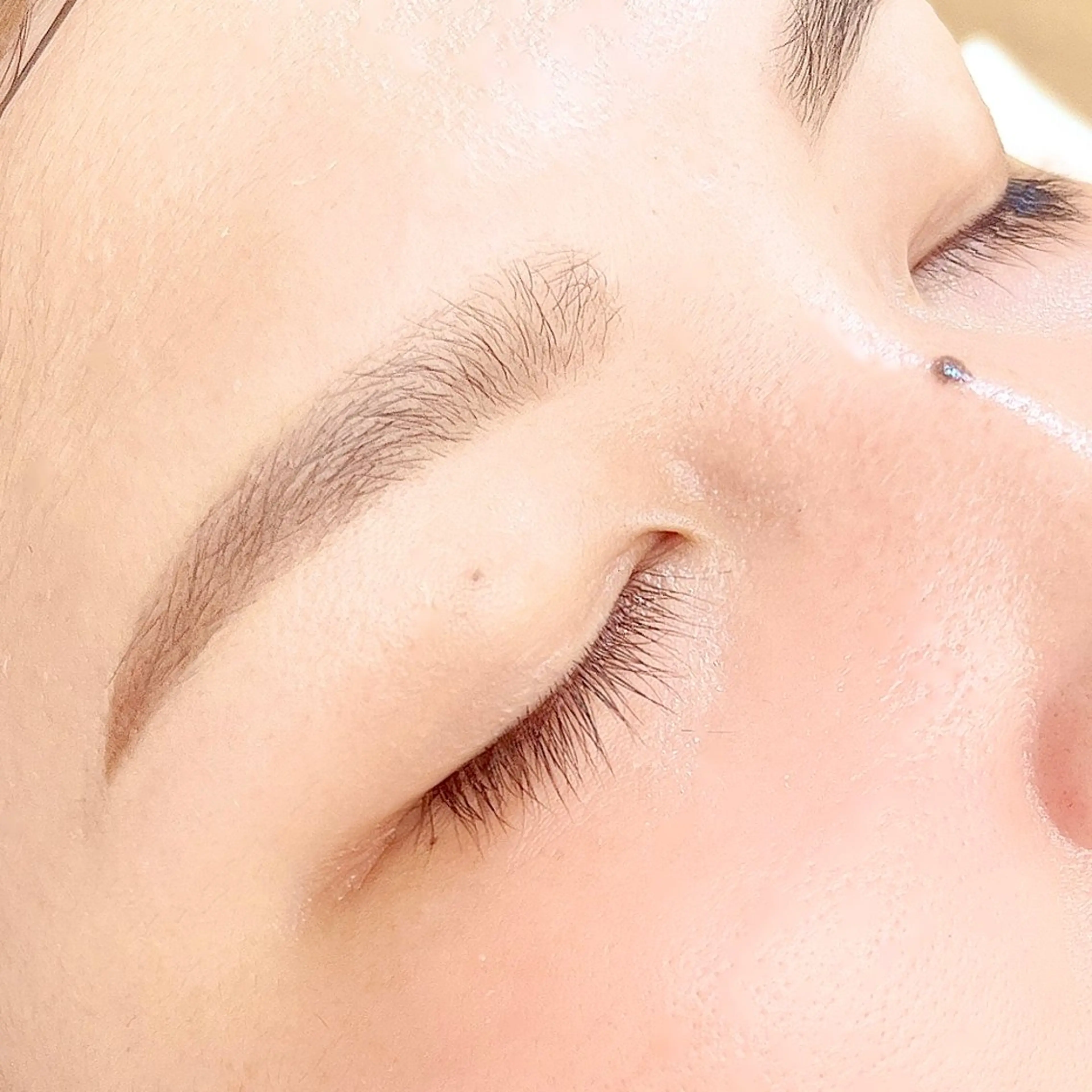 アイブロウWAX(眉カット＋間引き)🩵仕上げメイク込🩵の写真