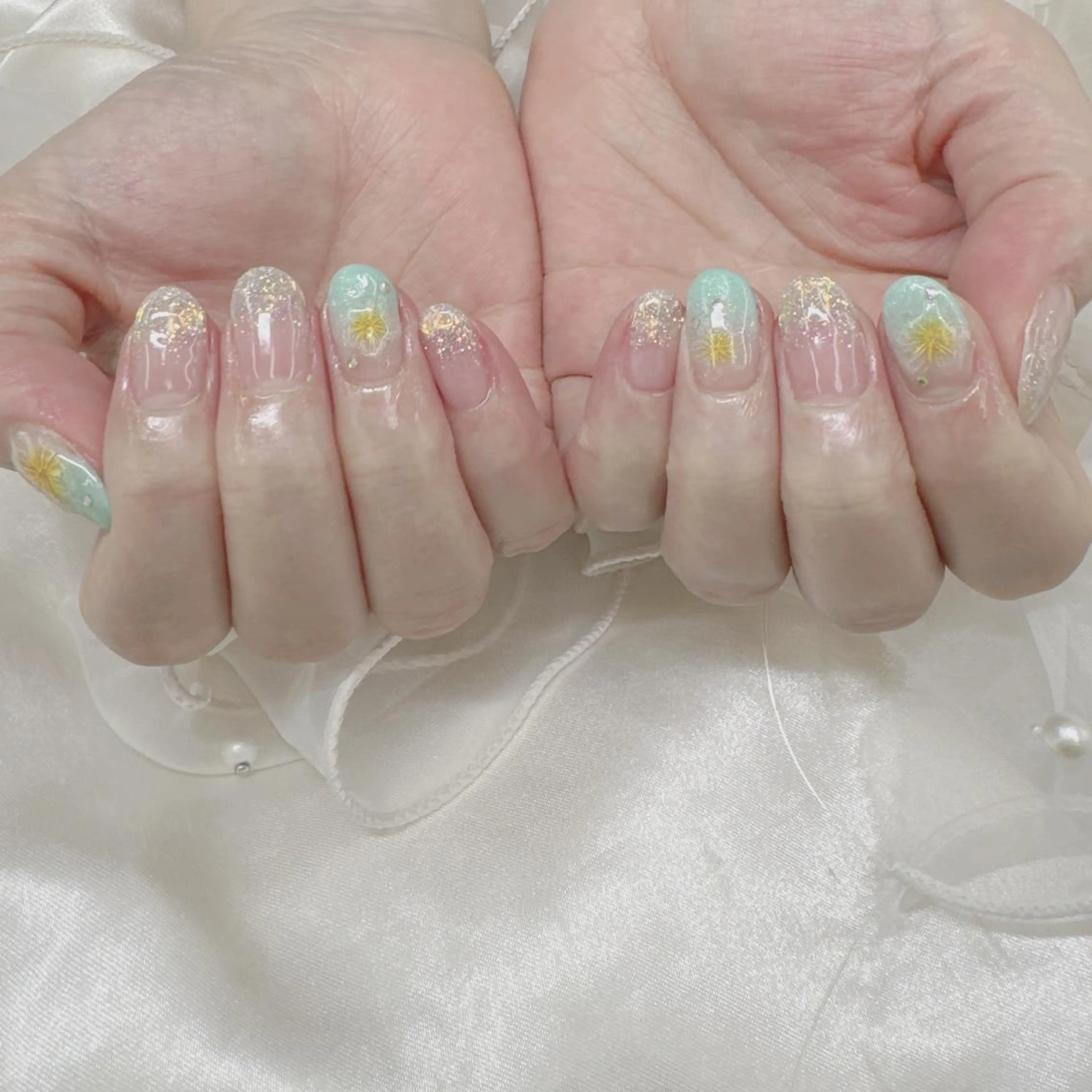 ネイル Nail salon Honey Beeのネイルデザイン