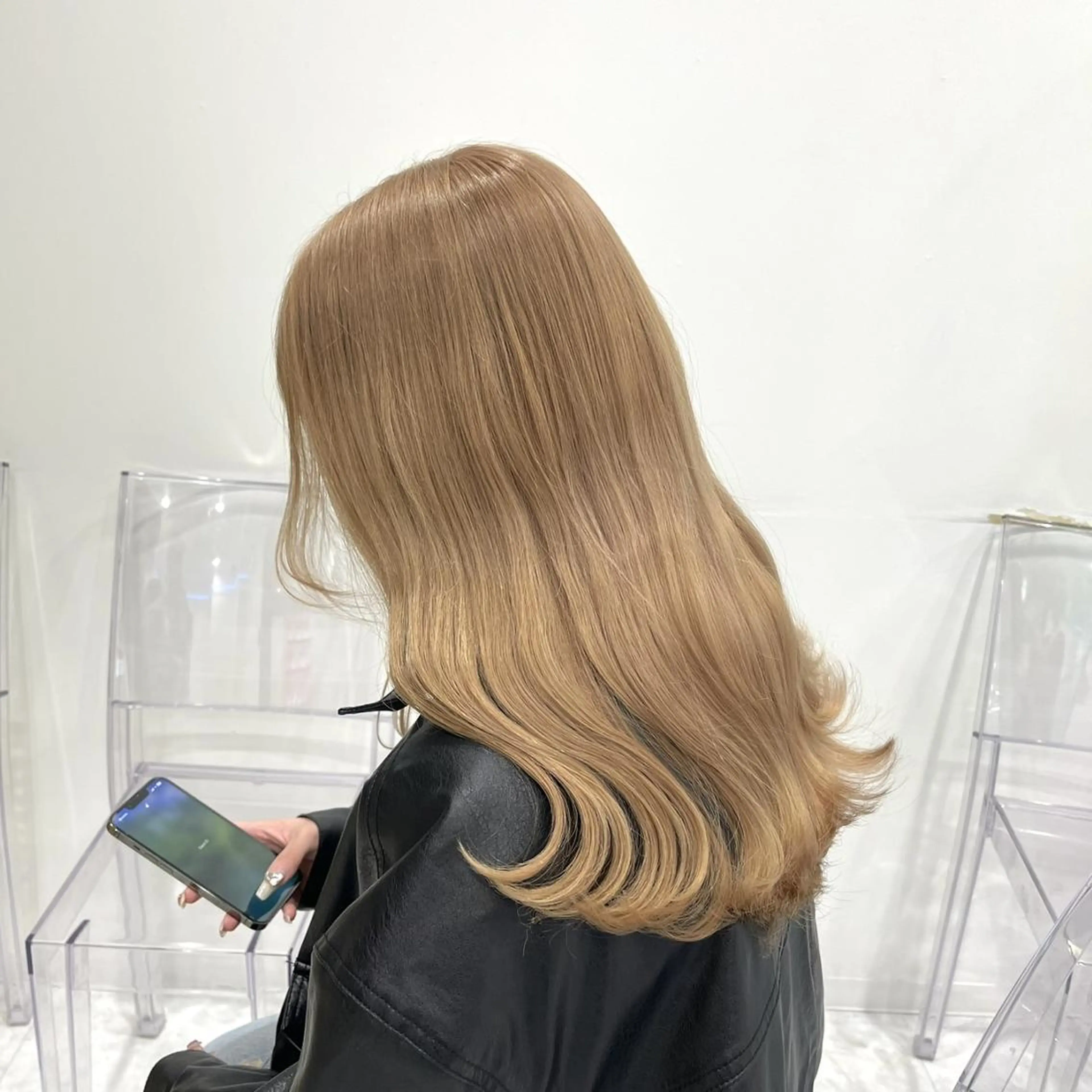 【💘初ブリーチ・暗いカラー履歴がある方はこちら💘】トリプルカラー+トリートメント+スタイリング🩰🤍の写真