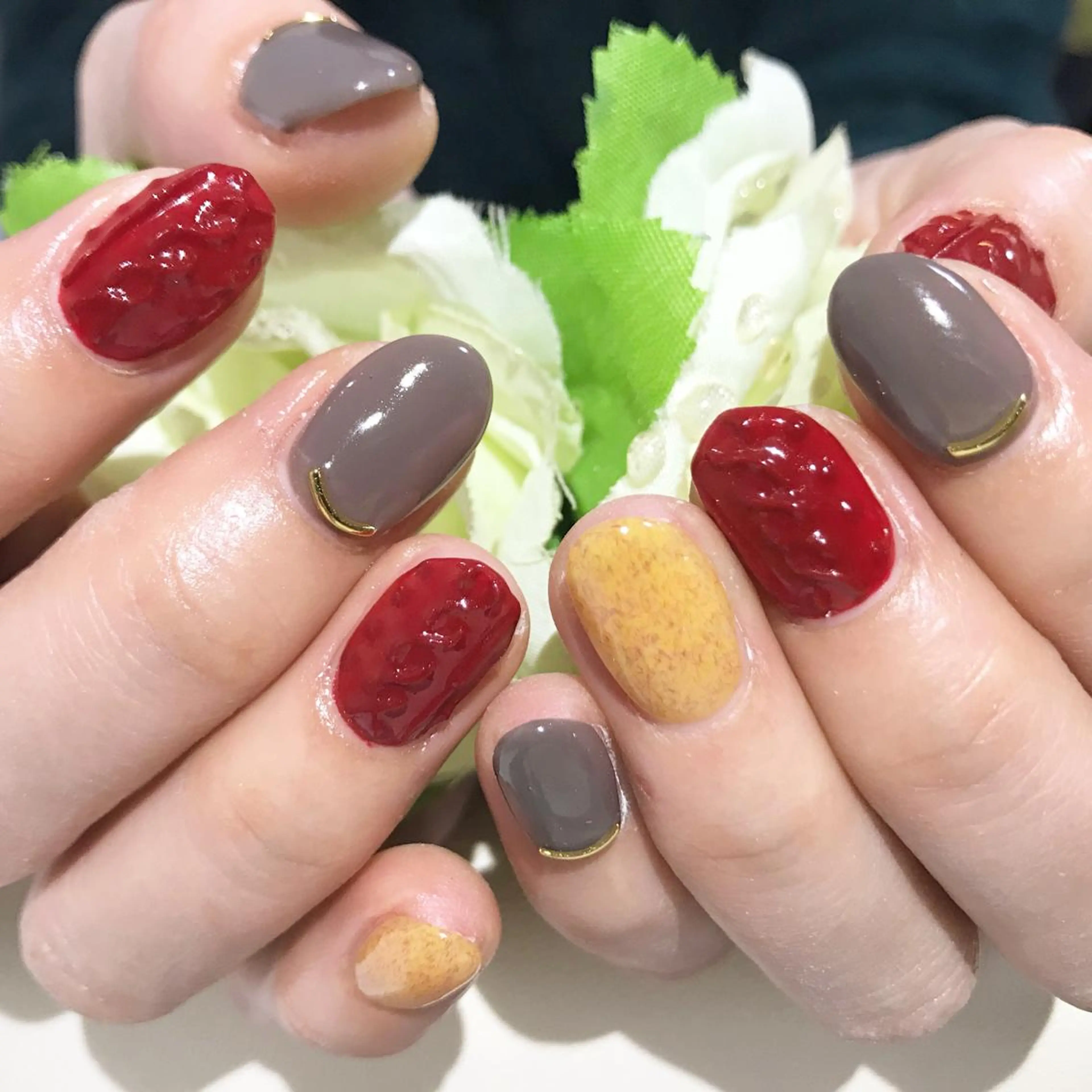 ネイル フットネイル シンプルネイル 春ネイル ホワイト 冬ネイル ネイル フフラ所属・nail fufla ♡yamane♡のネイルデザイン