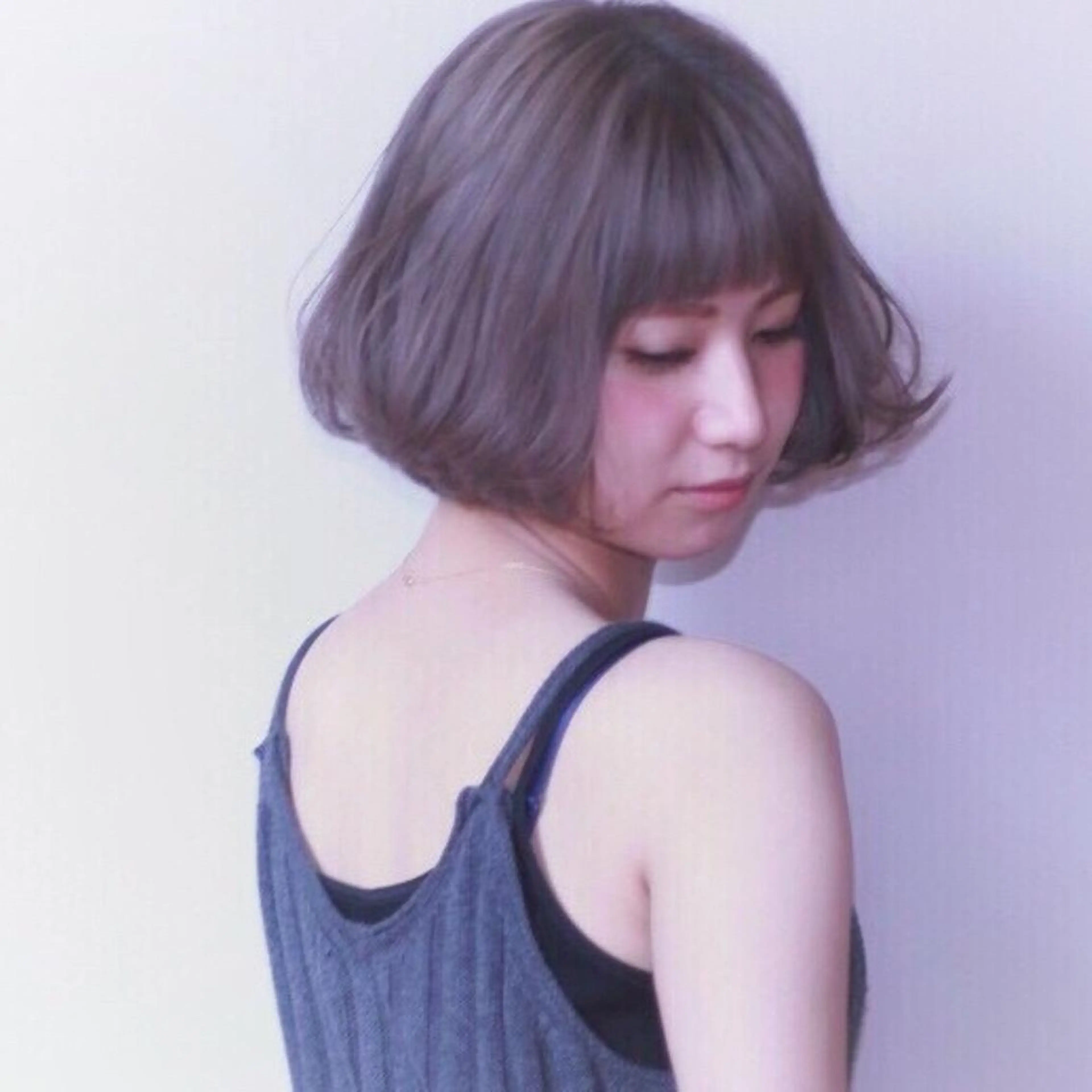 ショート カラー ハイトーンカラー ボブ 薬院:今泉/上川美幸 大人ヘア/暗髪カラーのヘアスタイル