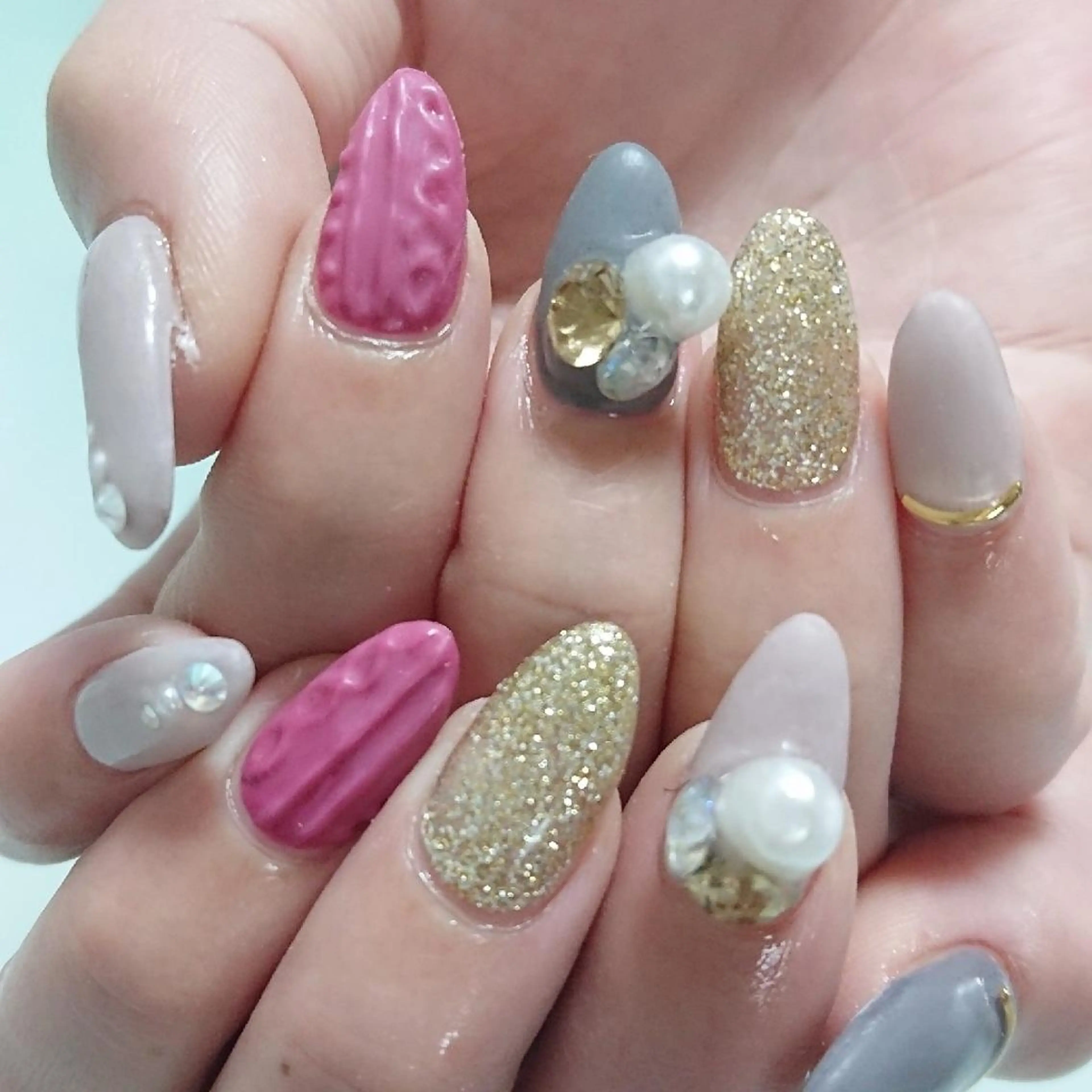 ネイル QULEONAIL所属・大城 裕麻のネイルデザイン