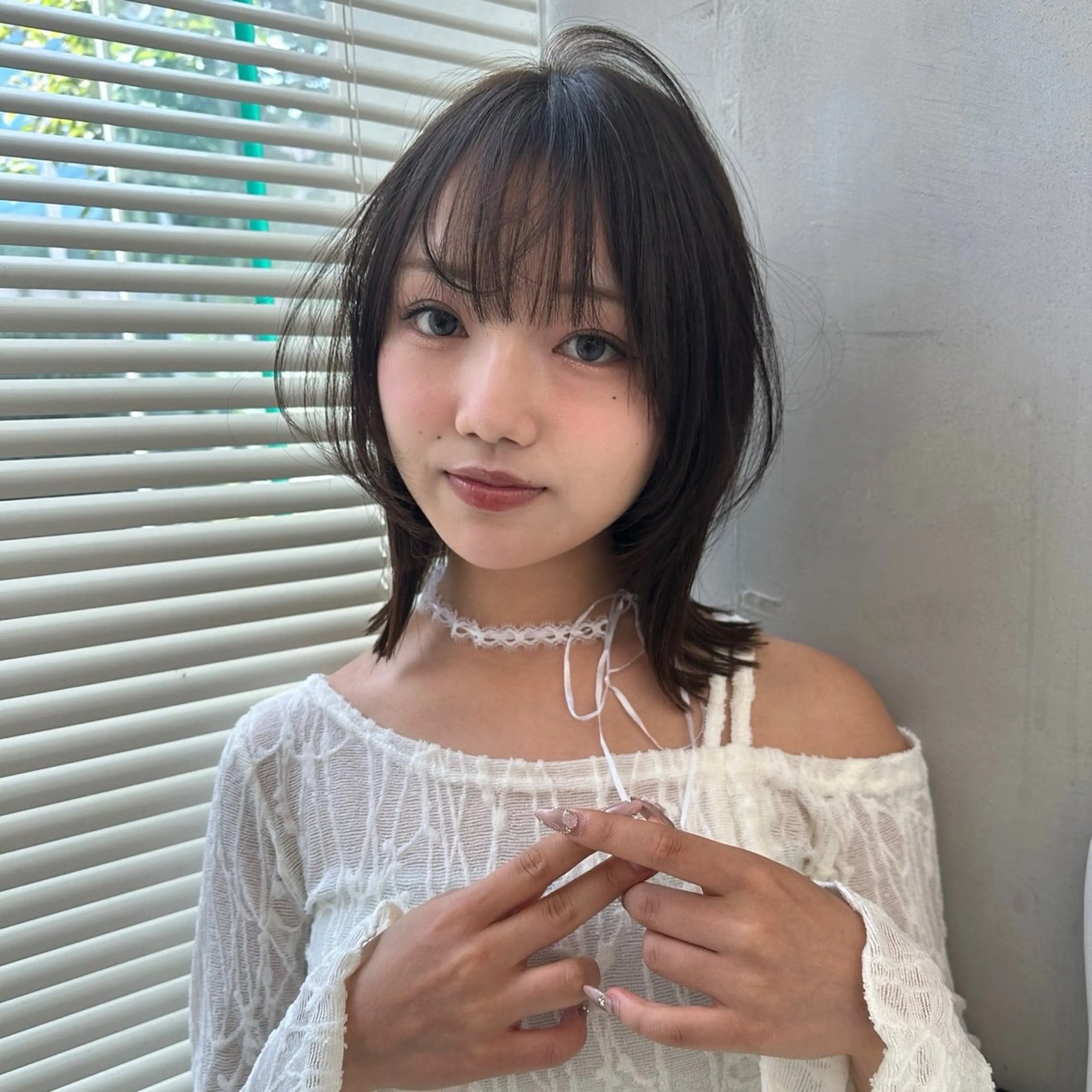 ミディアム レイヤーカット 特化美容師のヘアスタイル