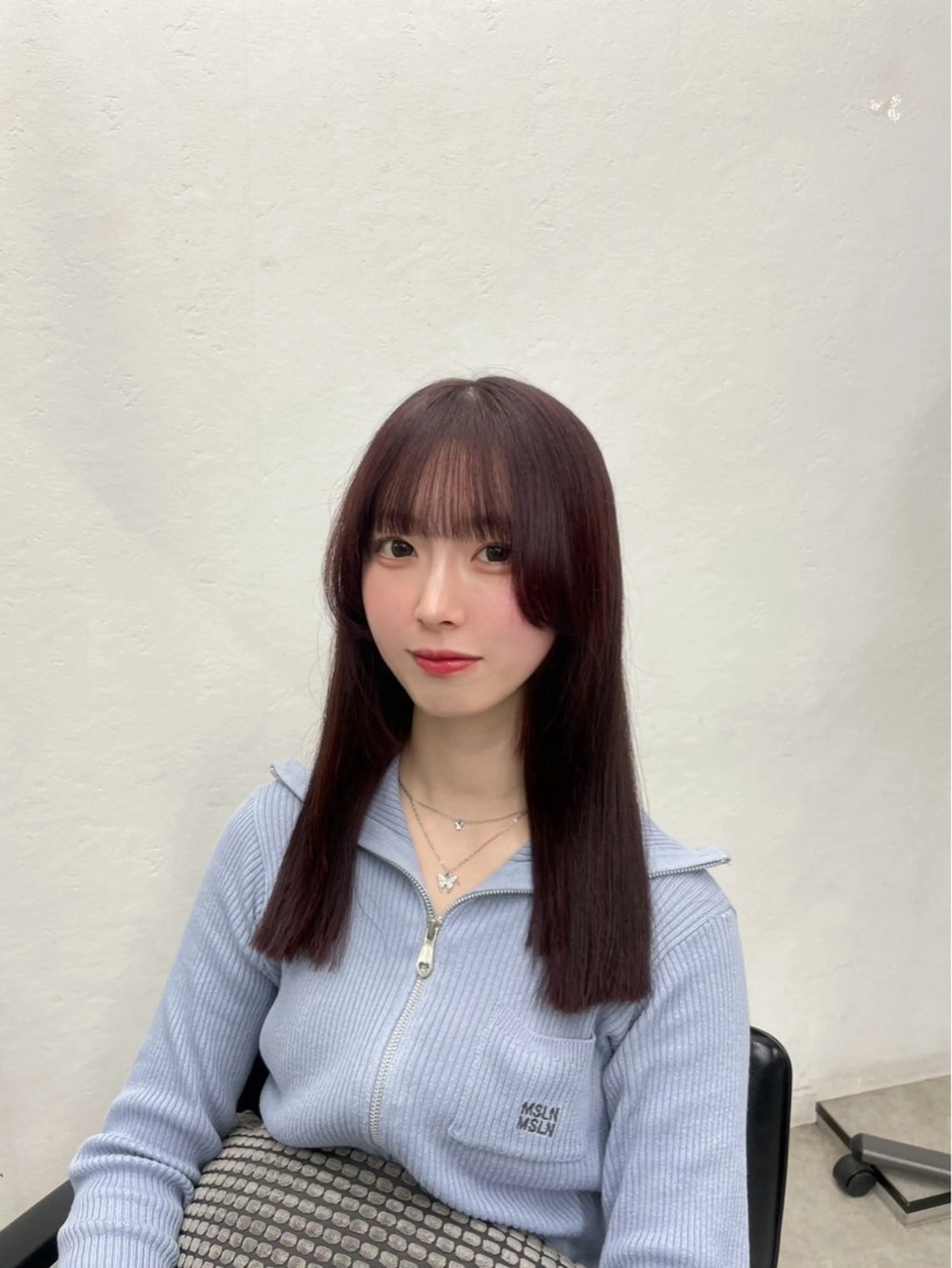 セミロング 角田 萌夏のヘアスタイル