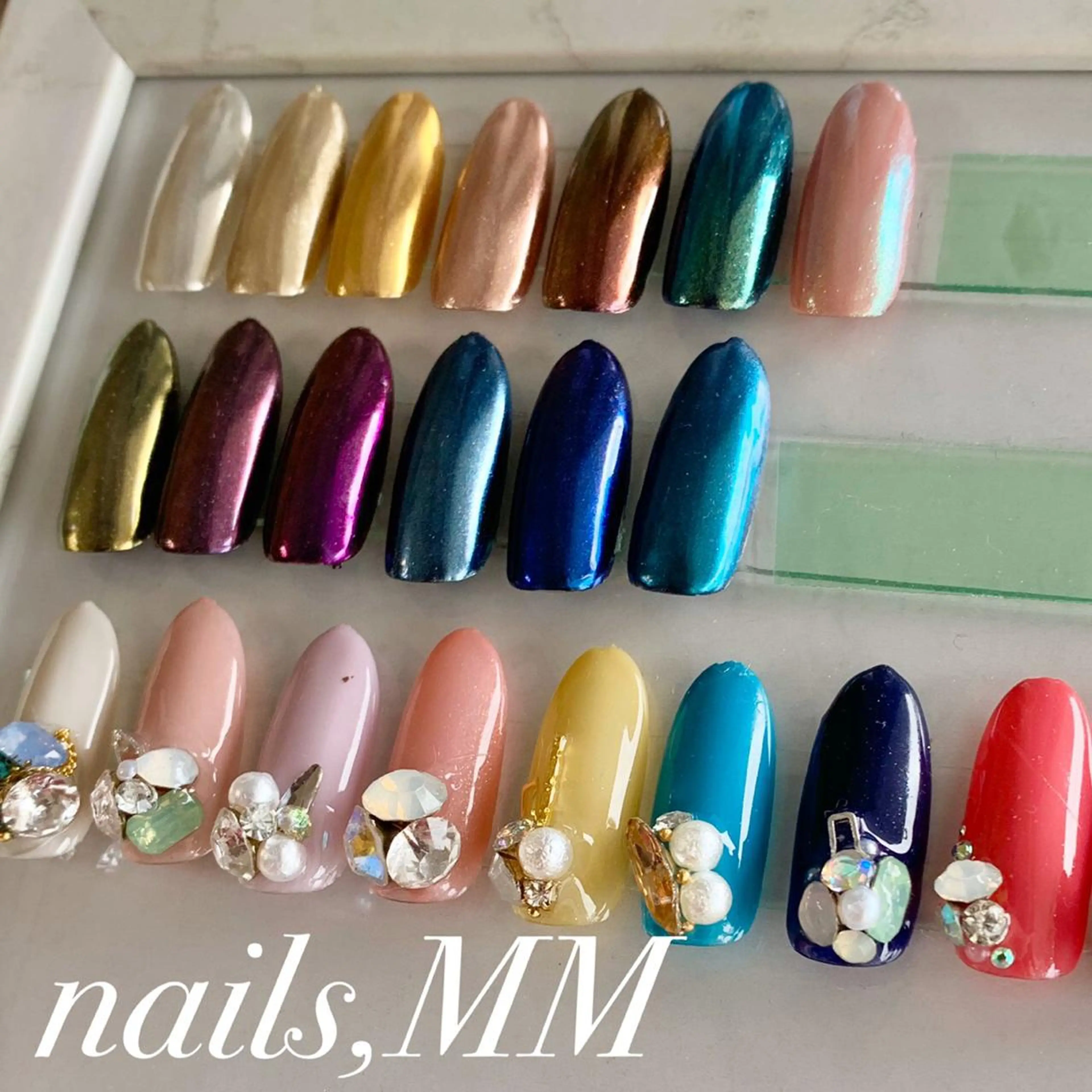 ネイル ミラーネイル nailsalon MMのネイルデザイン