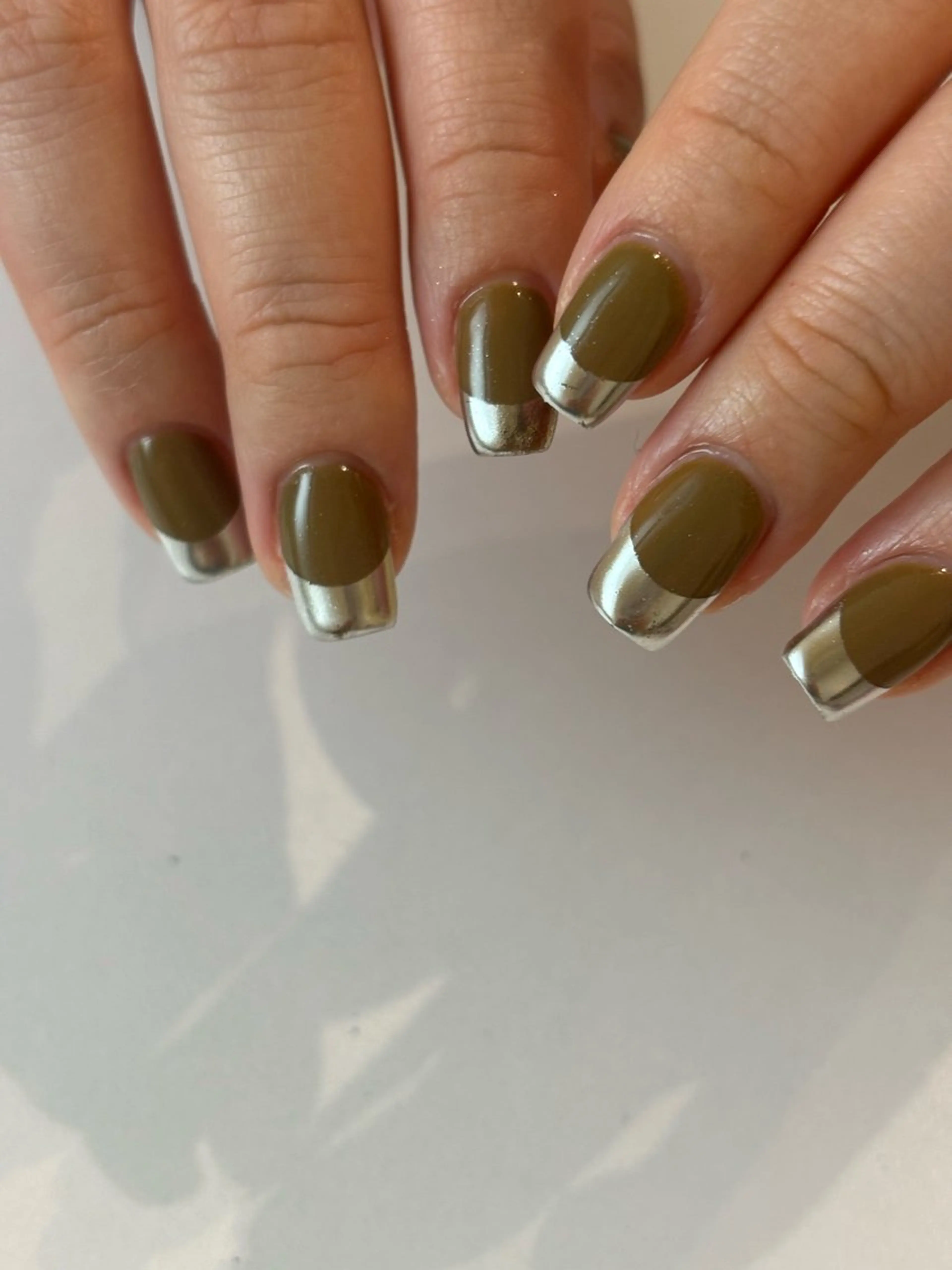 ネイル フレンチネイル ミラーネイル Ann. nail.tokyo所属・Ann nailのネイルデザイン