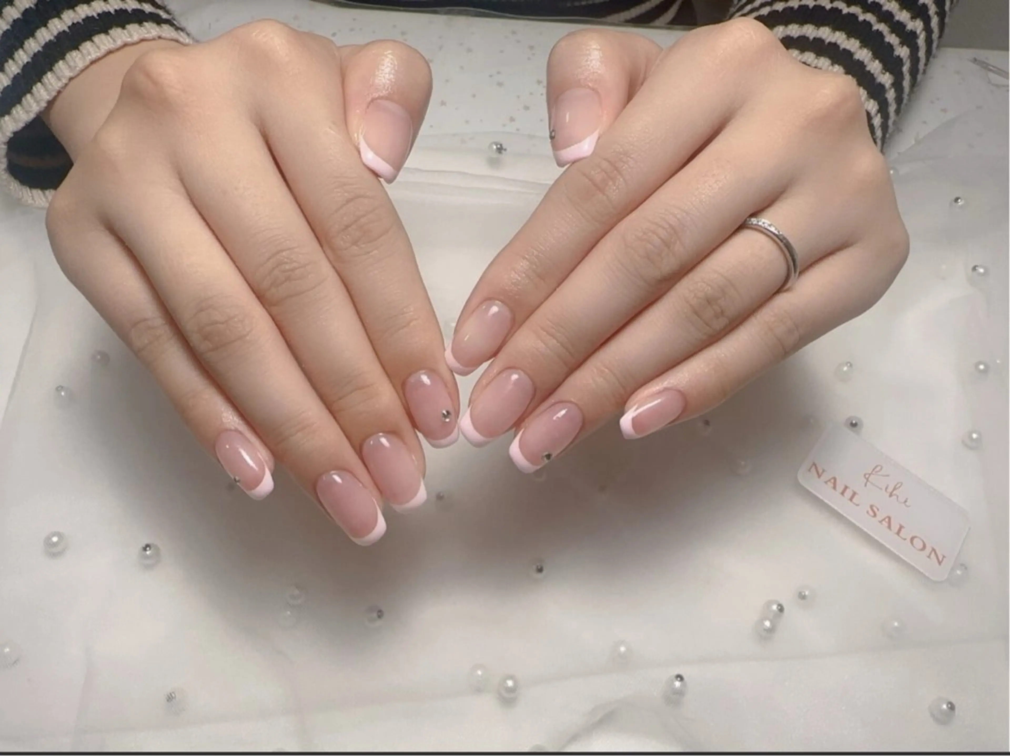 ネイル アートネイル フレンチネイル ジェルネイル グラデーション 韓国ネイル 村中 ハナのネイルデザイン