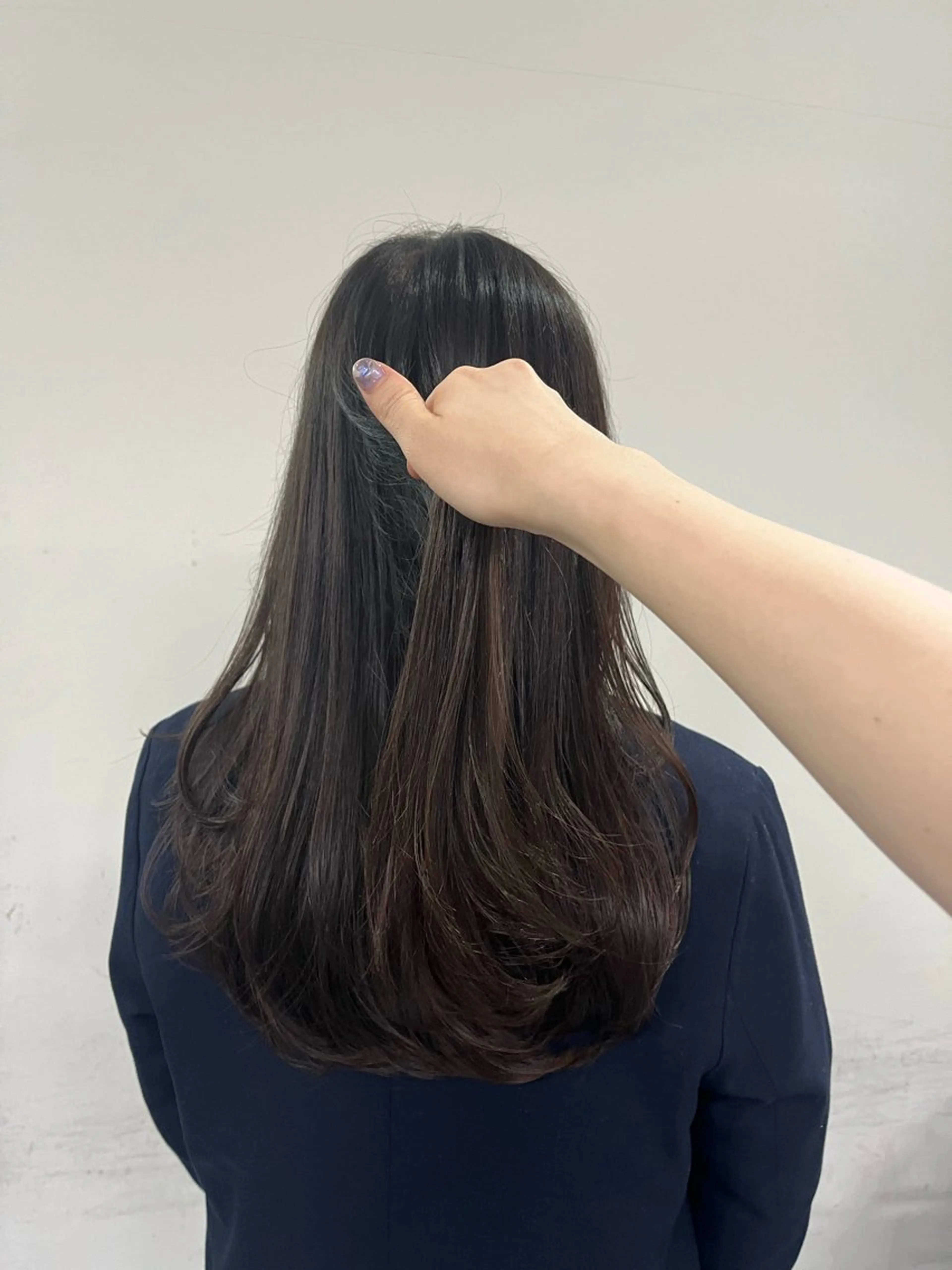 セミロング カラー 無料カットモデル ユナのヘアスタイル