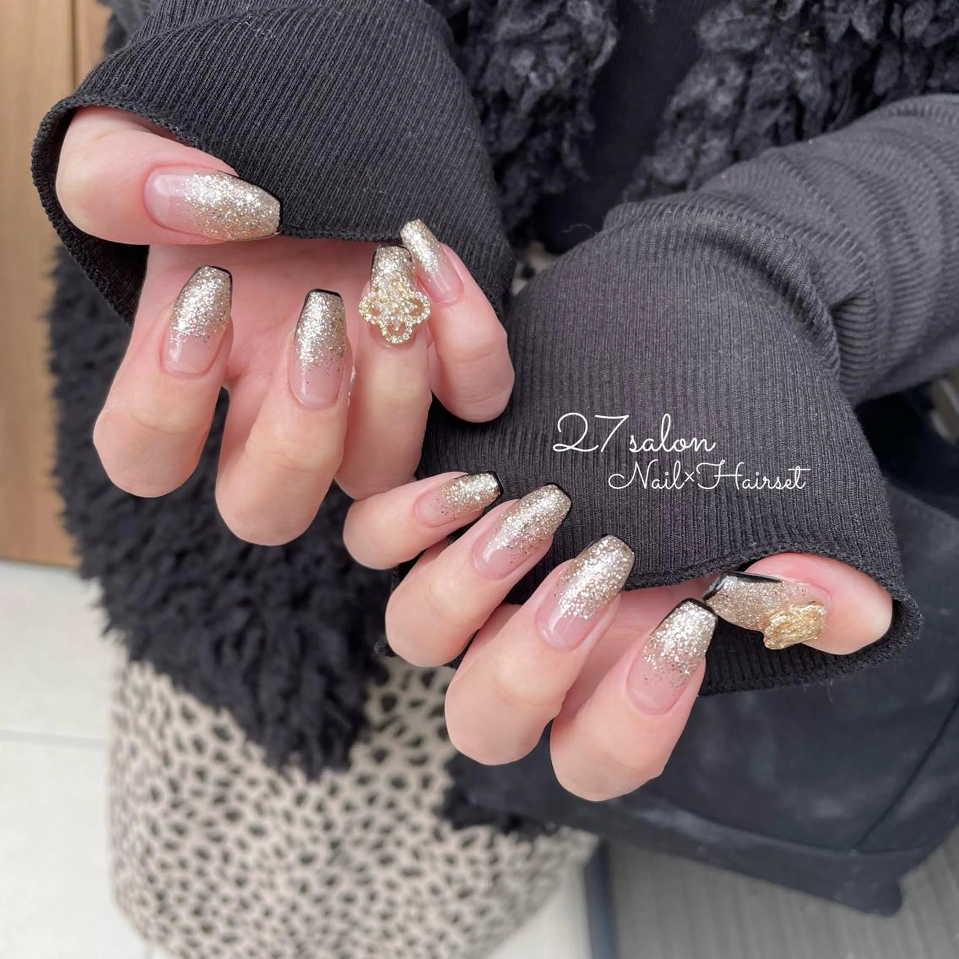 ネイル フラッシュネイル グラデーション ラメ(グリッター) ラメグラデーション 27salon yuinaのネイルデザイン