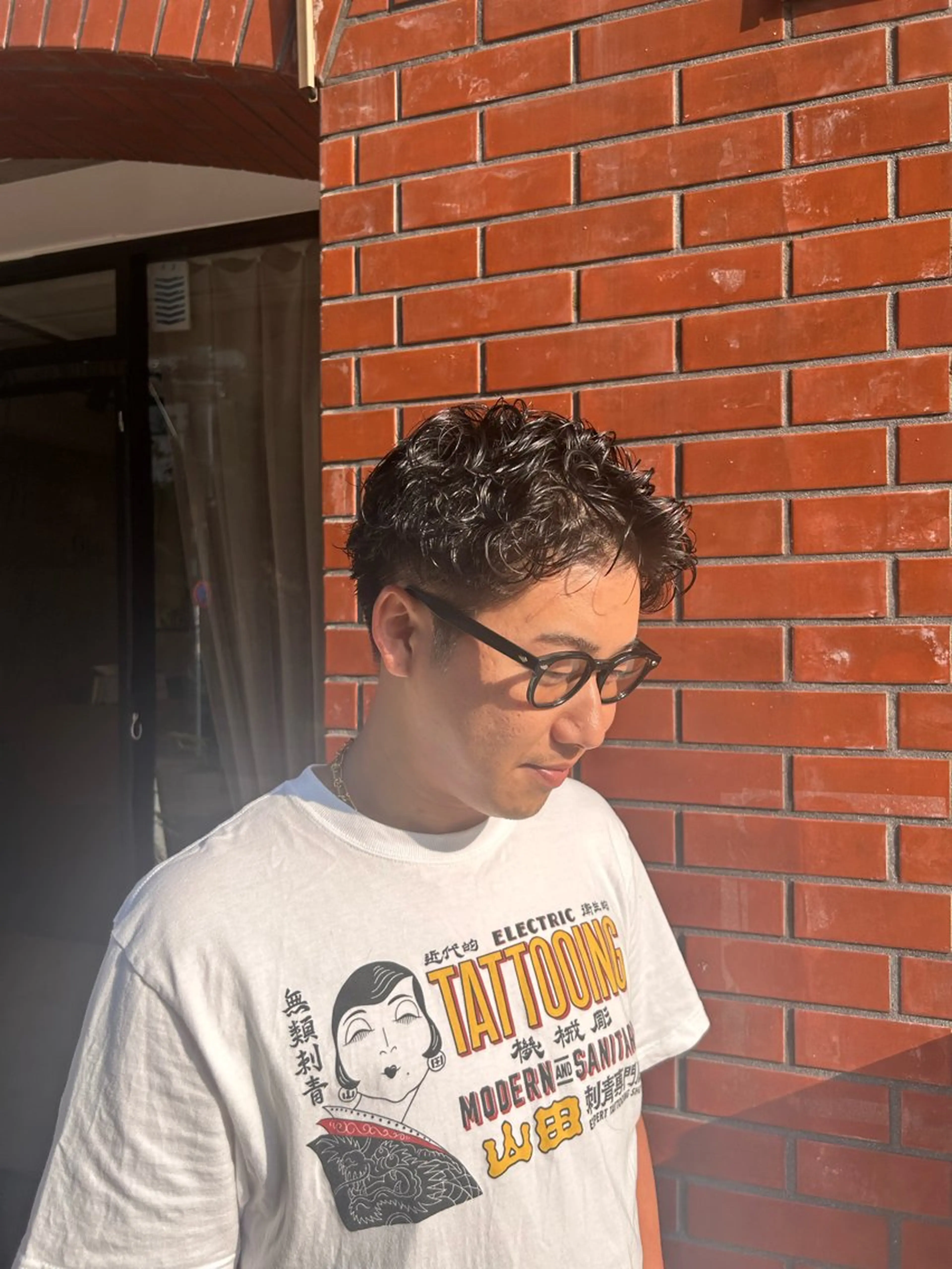 ショート パーマ メンズ メンズパーマ ショートヘア スパイラルパーマ カット パーマ 保坂 駿太郎のヘアスタイル