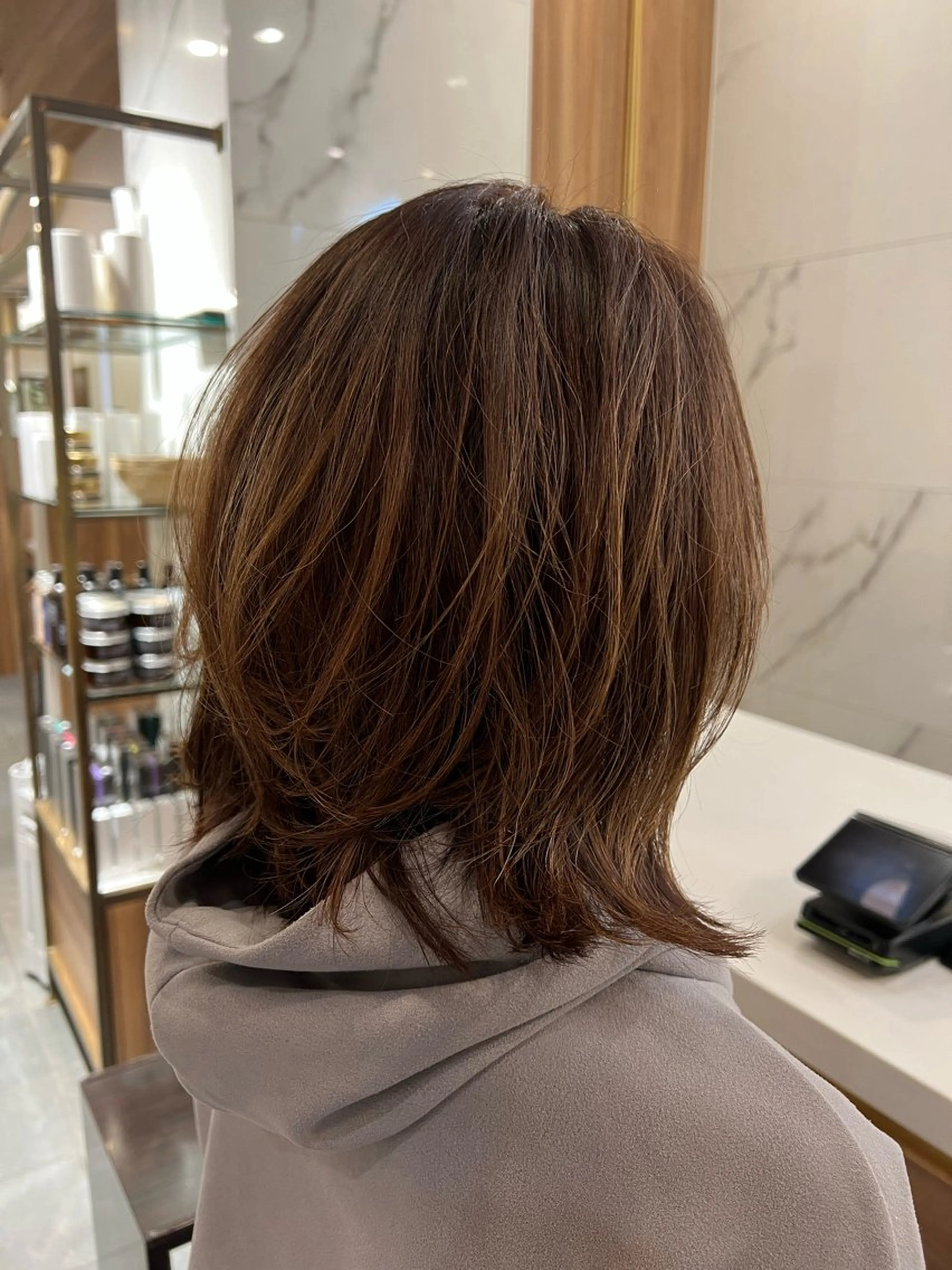 ミディアム ミディアムレイヤー レイヤーカット 村中 逸紀のヘアスタイル