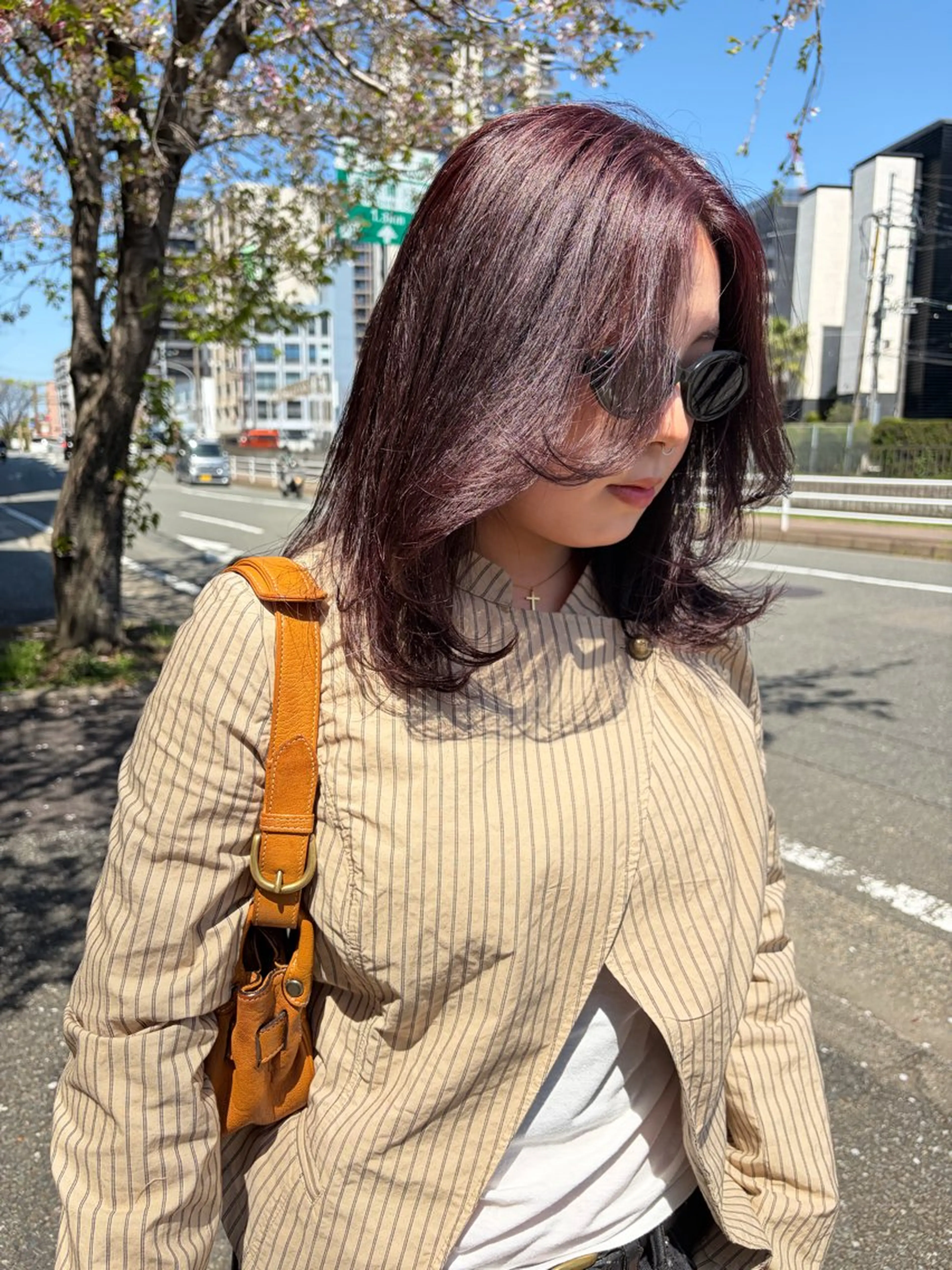 セミロング カラー ブラウンカラー レッドカラー レッドブラウン レイヤーカット qpula misuzuのヘアスタイル