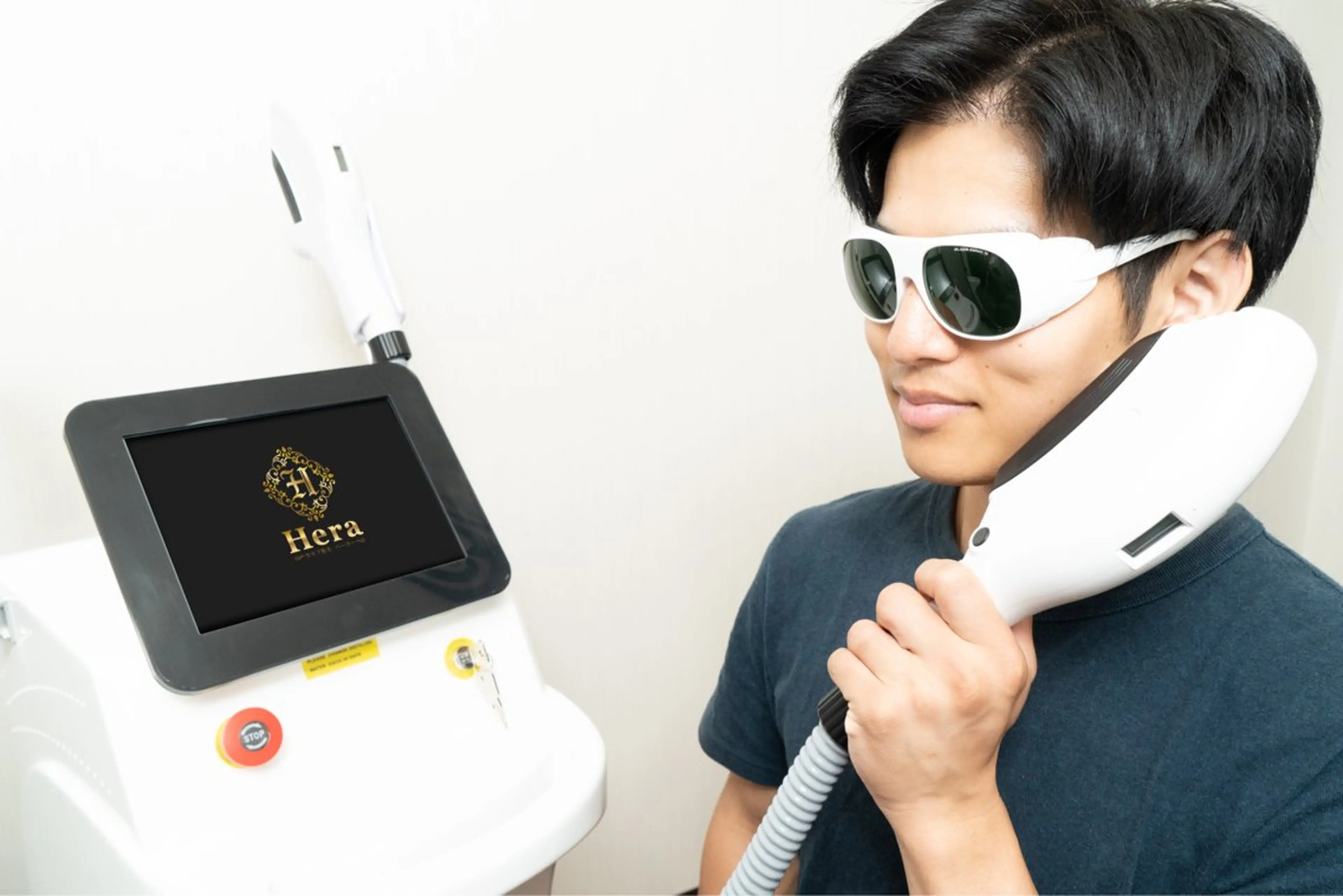 【minimo限定❤️】お顔・ヒゲ脱毛　¥4,000(男性¥5,000)の写真