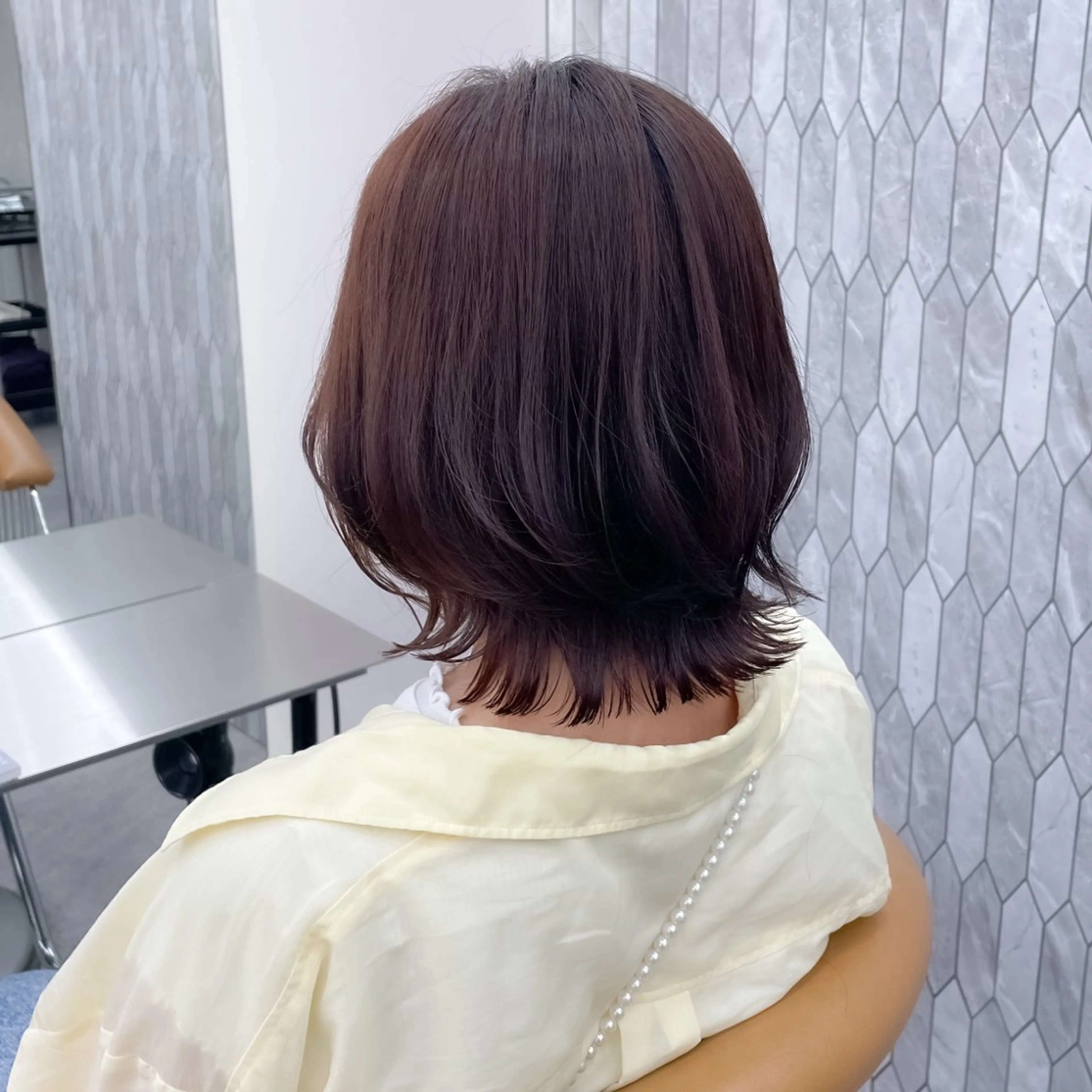 ミディアム ストンボブ/レイヤー 艶カラー💎ヒデジのヘアスタイル