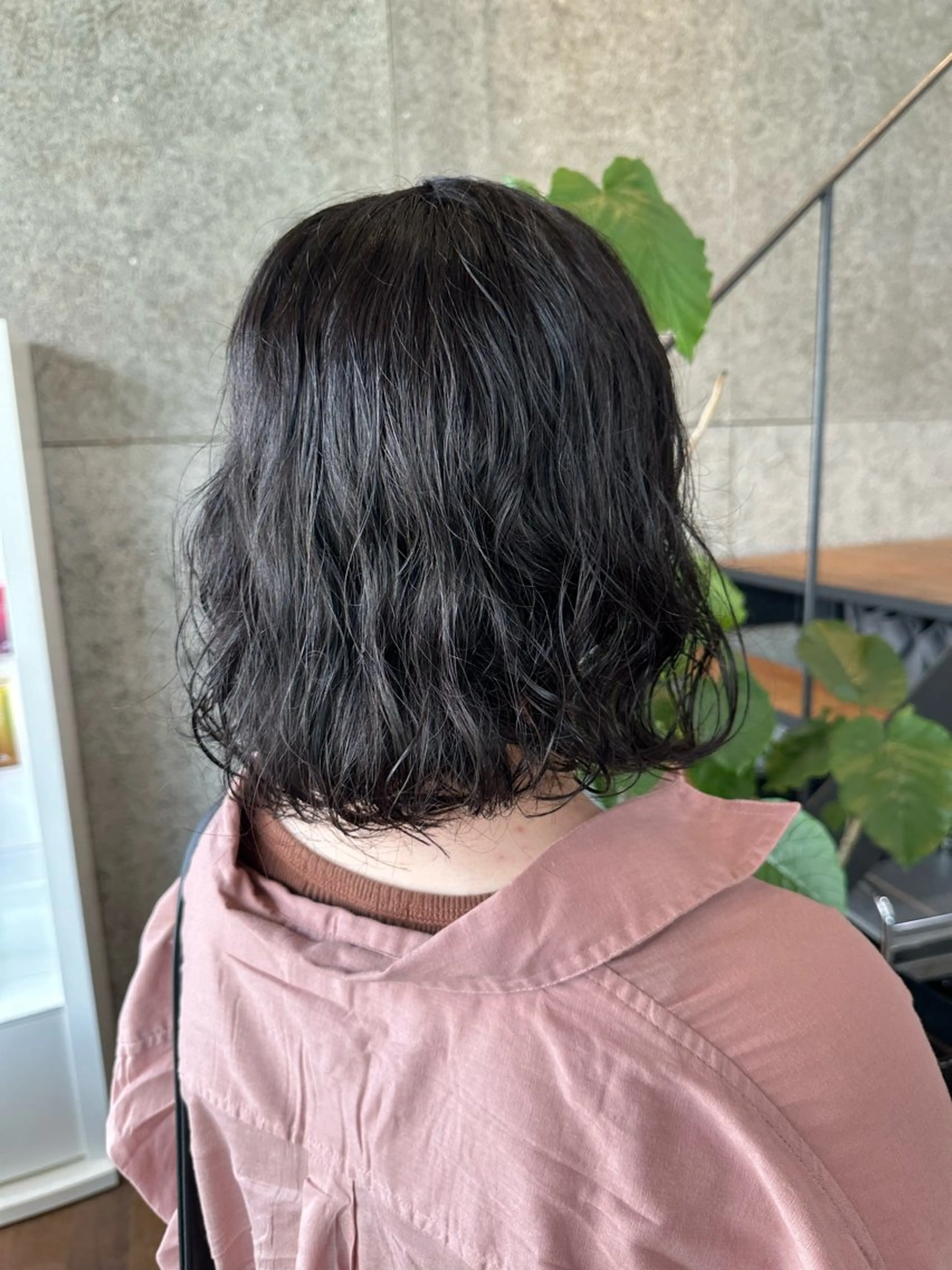 ミディアム ミディアムパーマ 髪質改善🌈 tomomiのヘアスタイル