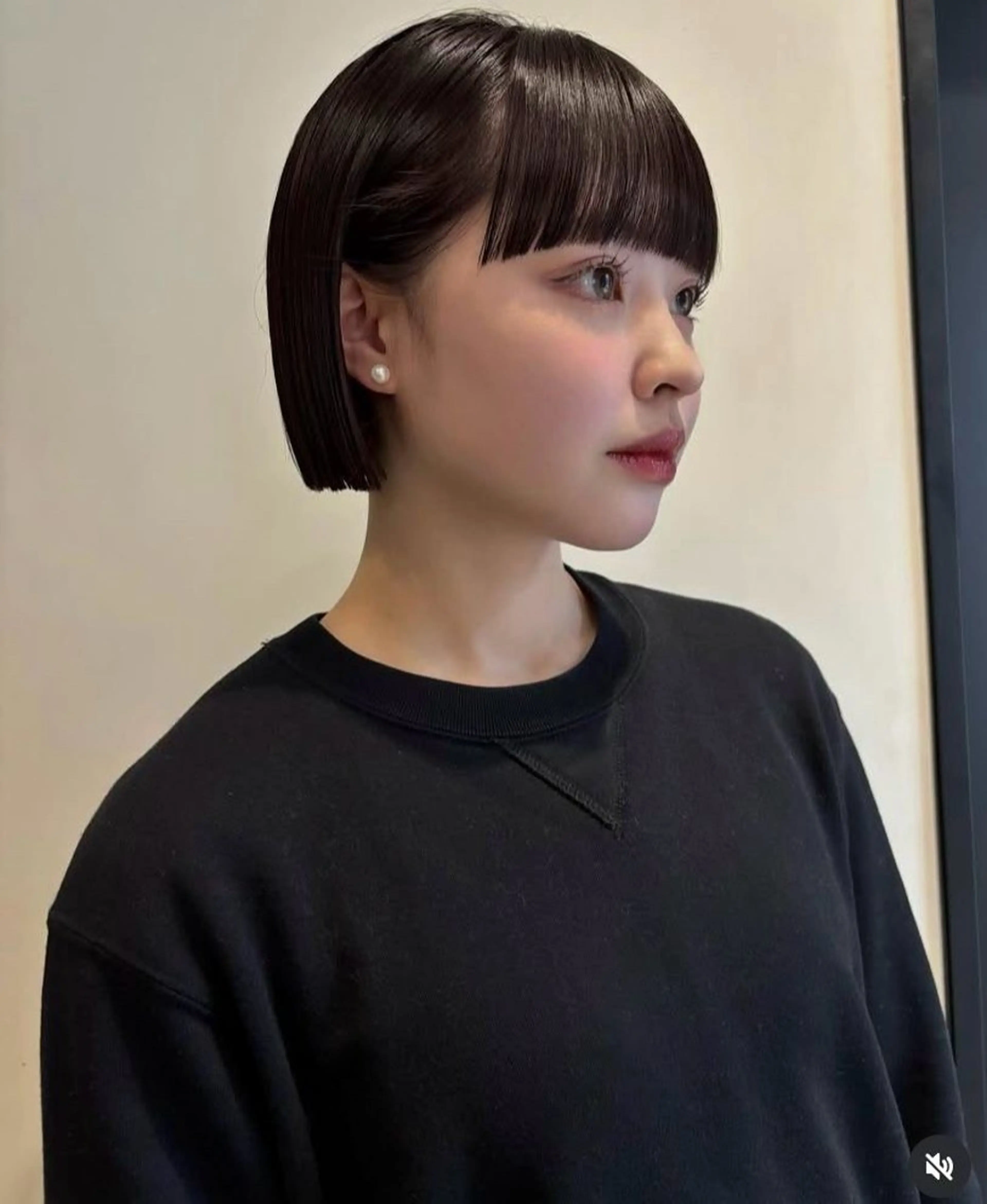 ショート ボブ 佐々木 蓮のヘアスタイル