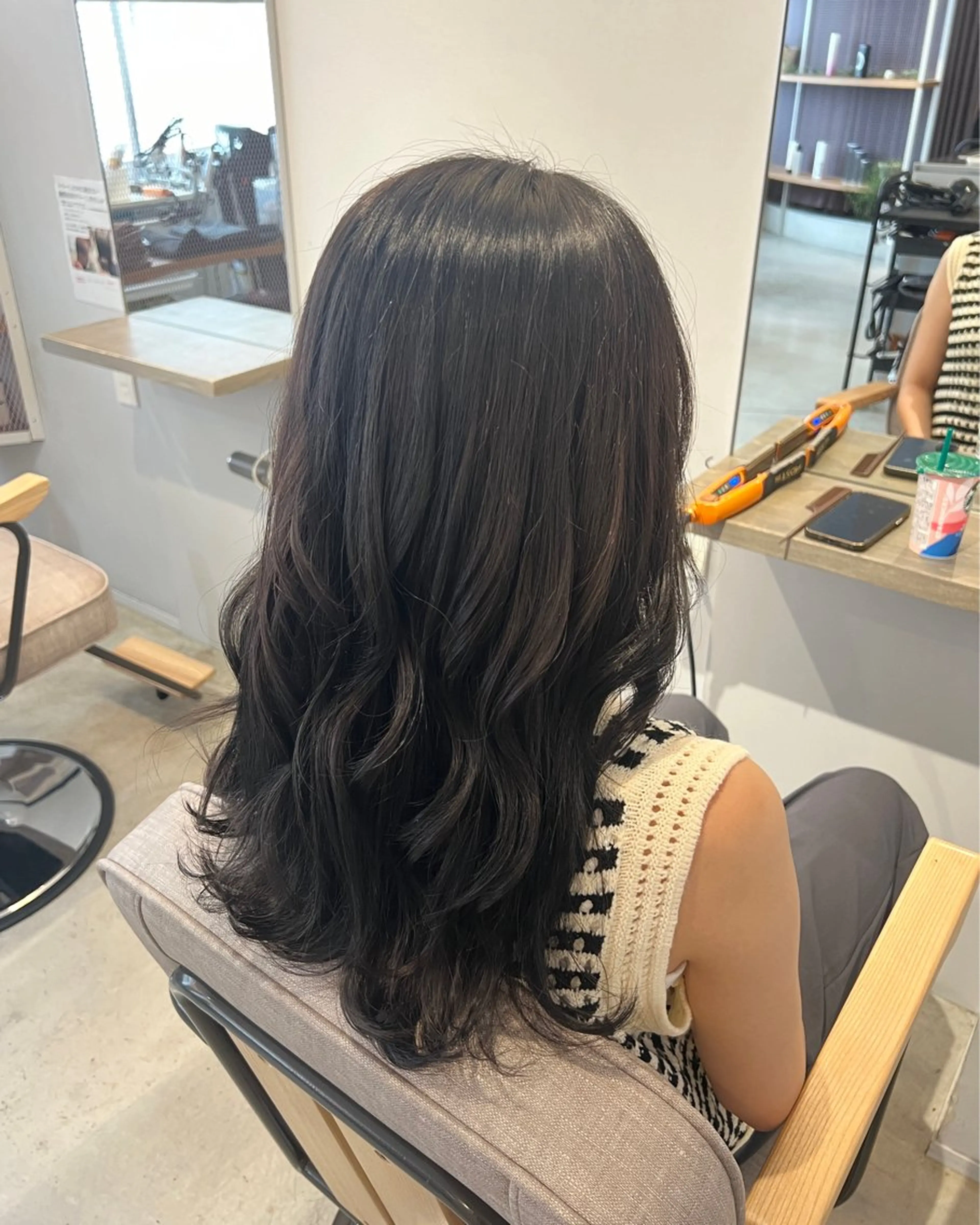 ロング ヘアカラー トリートメント 美髪✨艶髪✨髪質改善 カラー特化🌙鈴屋和のヘアスタイル